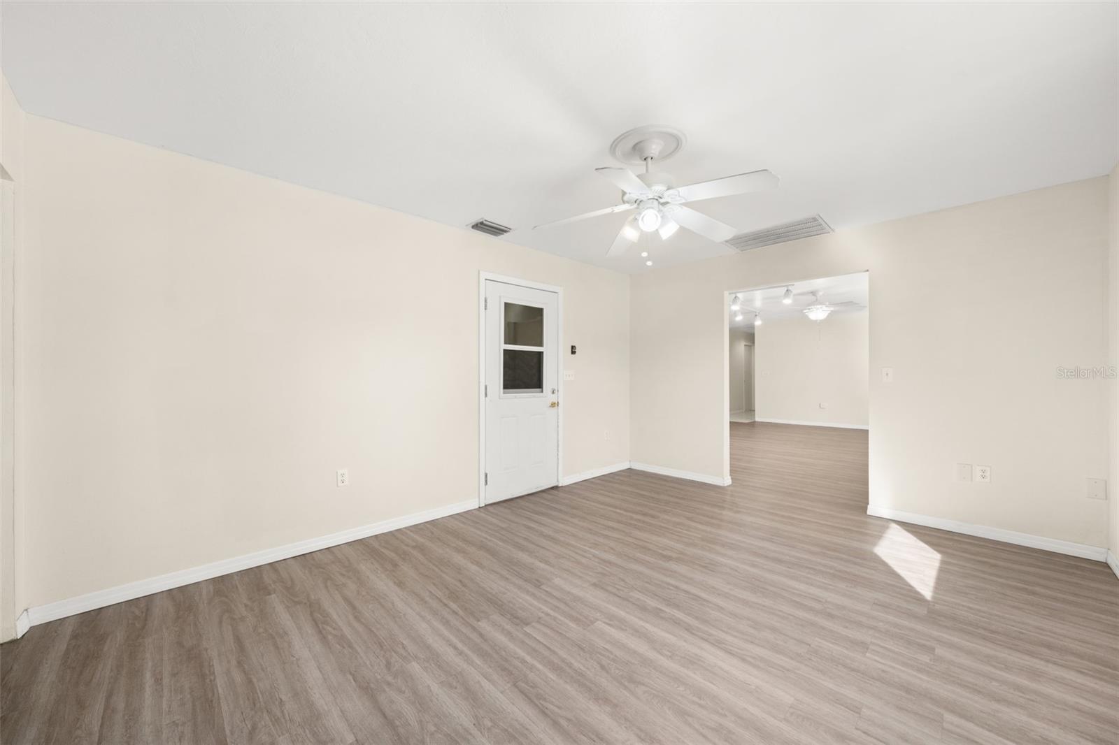 1273 WOODBURY AVE, SEBRING, FL — photo 9