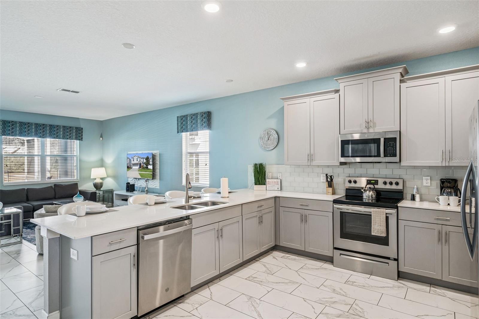 9046 STINGER DR, DAVENPORT, FL — photo 12