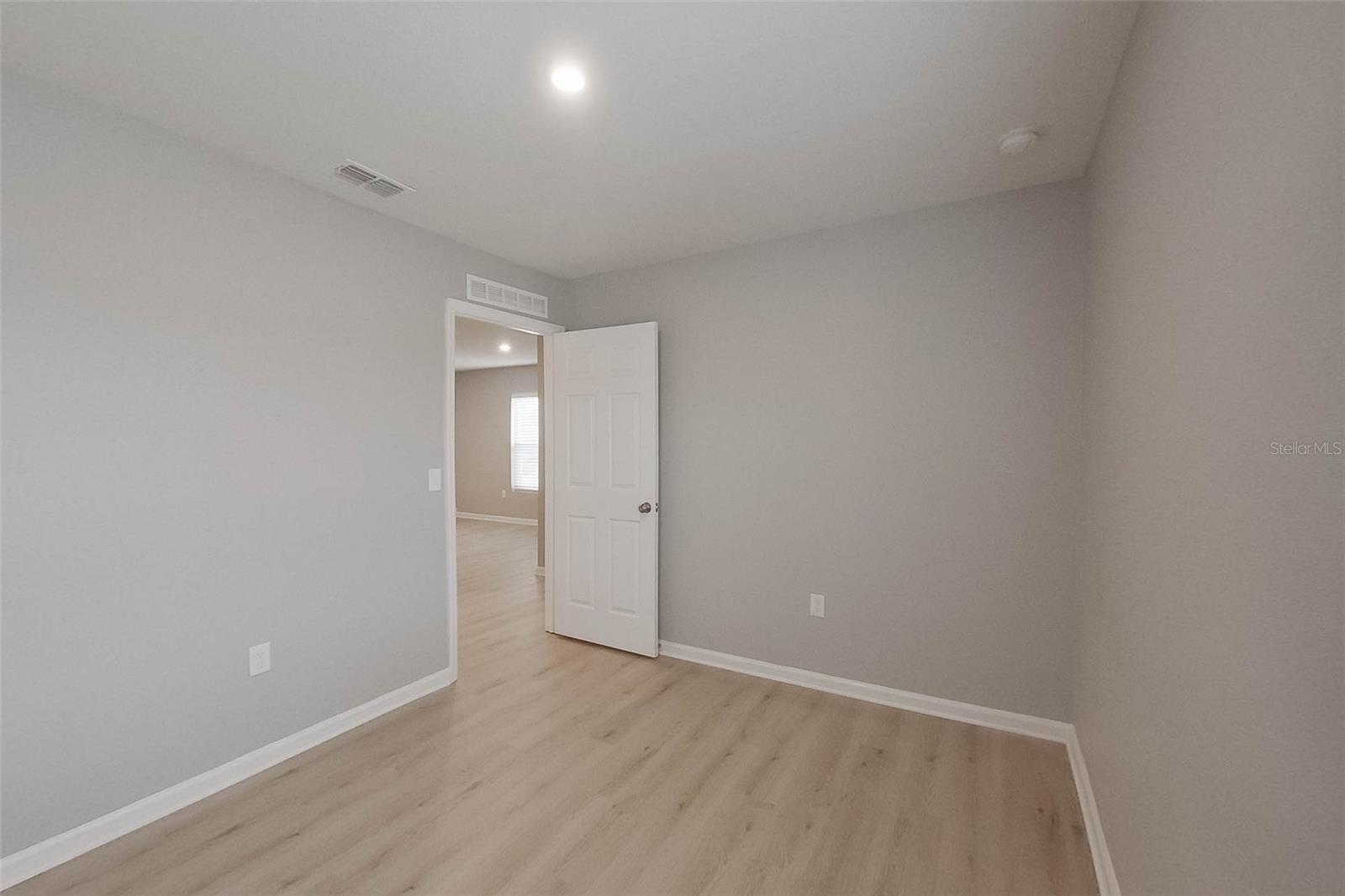 1709 NEBRASKA LOOP, SUMTERVILLE, FL — photo 12