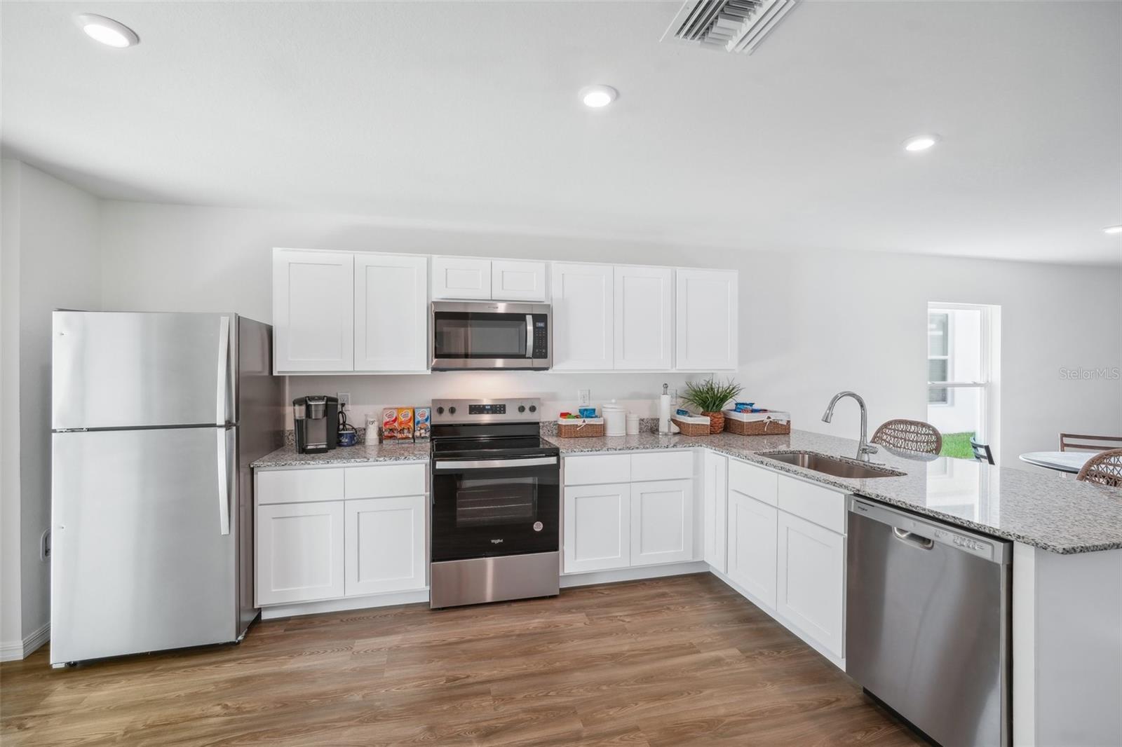 1050 AMBLESIDE DR, HAINES CITY, FL — photo 13