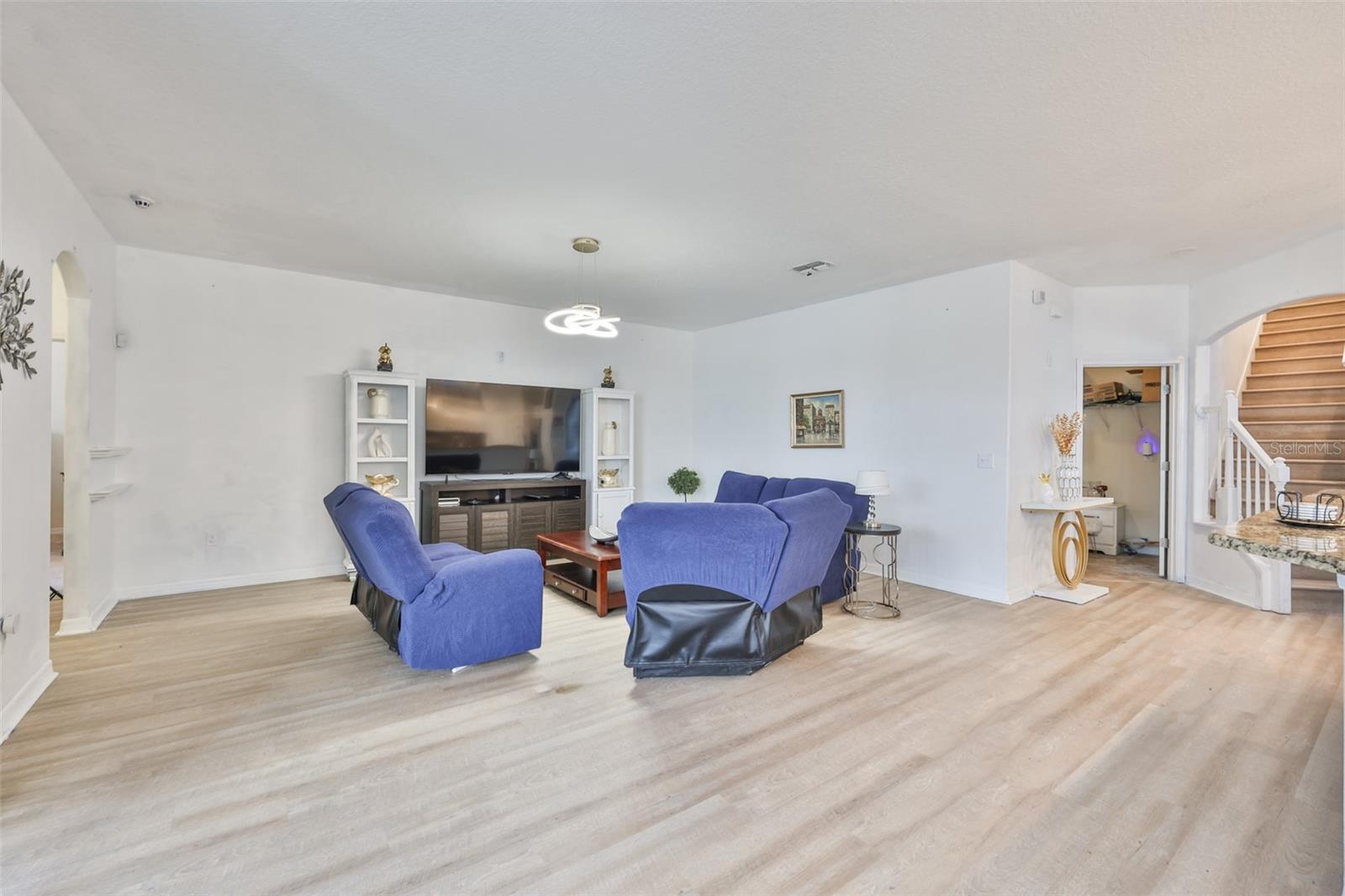 10039 SMARTY JONES DR, RUSKIN, FL — photo 12