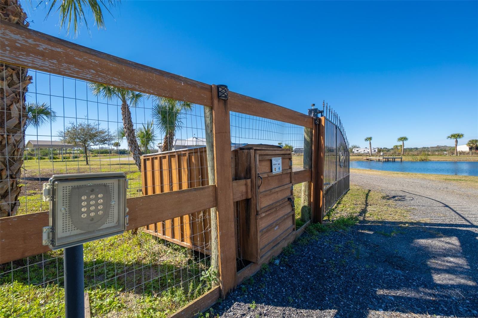 3440 HAMMOCK RD, MIMS, FL — photo 21