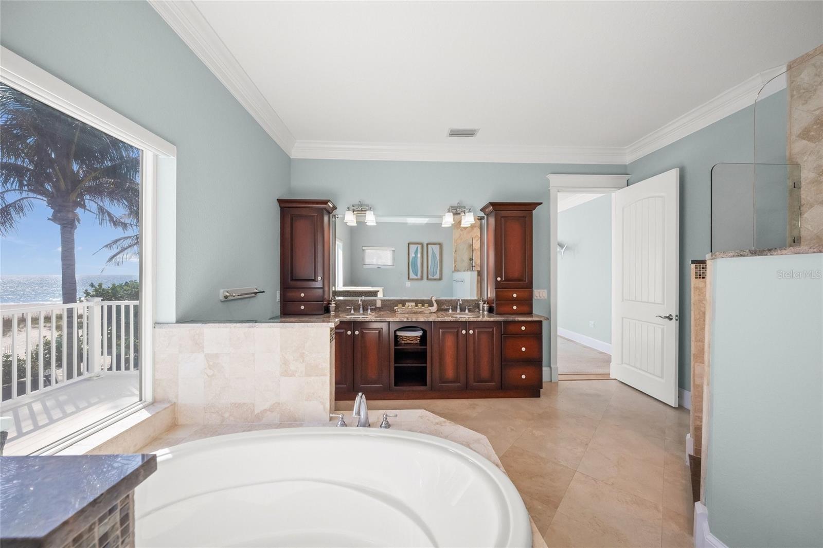 105 49TH ST, HOLMES BEACH, FL — photo 32