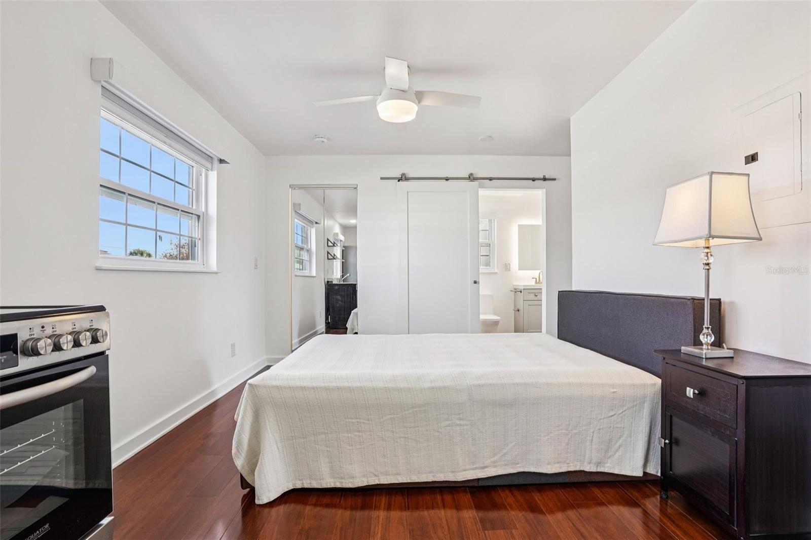 1100 E CAROLINE ST #106, TAVARES, FL — photo 23