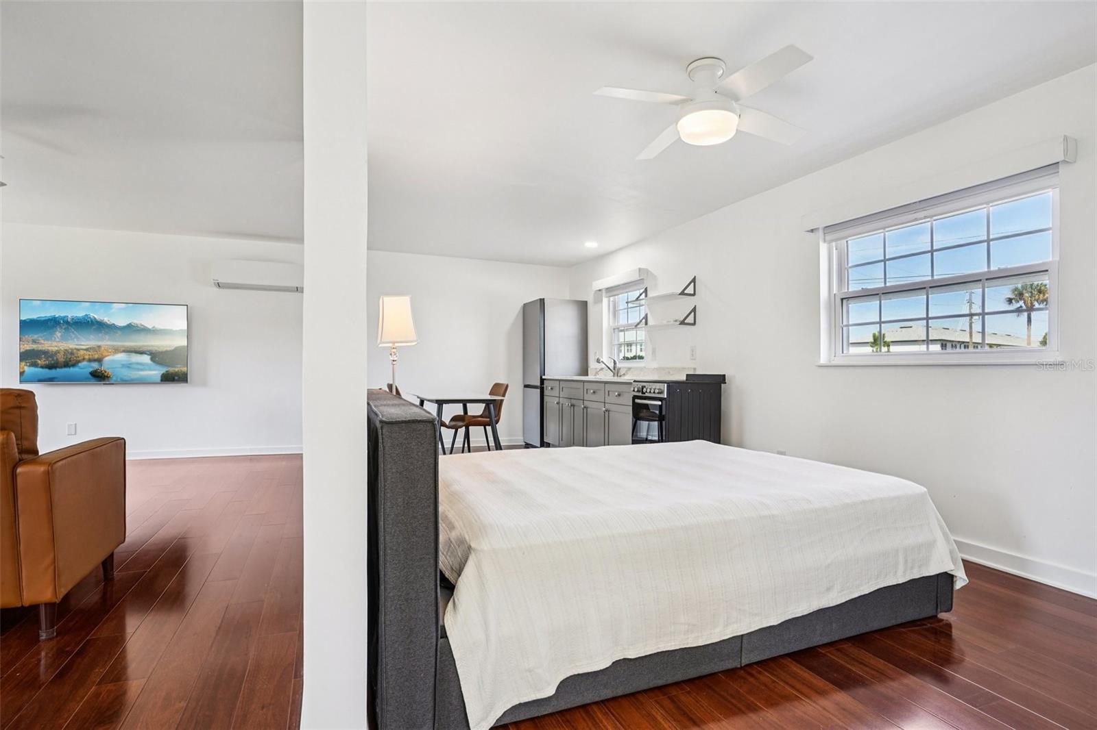 1100 E CAROLINE ST #106, TAVARES, FL — photo 27