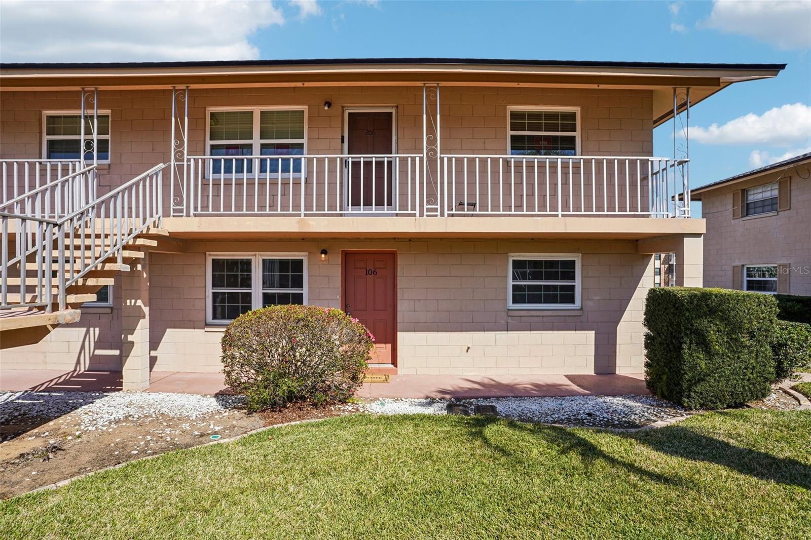 1100 E CAROLINE ST #106, TAVARES, FL — photo 89