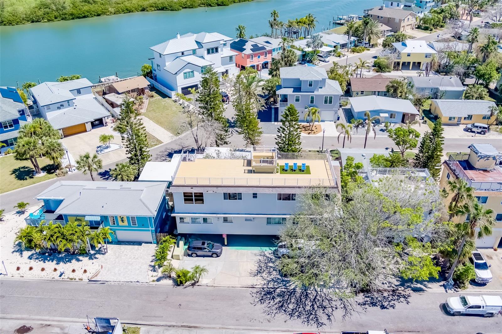 18111 1ST ST E, REDINGTON SHORES, FL