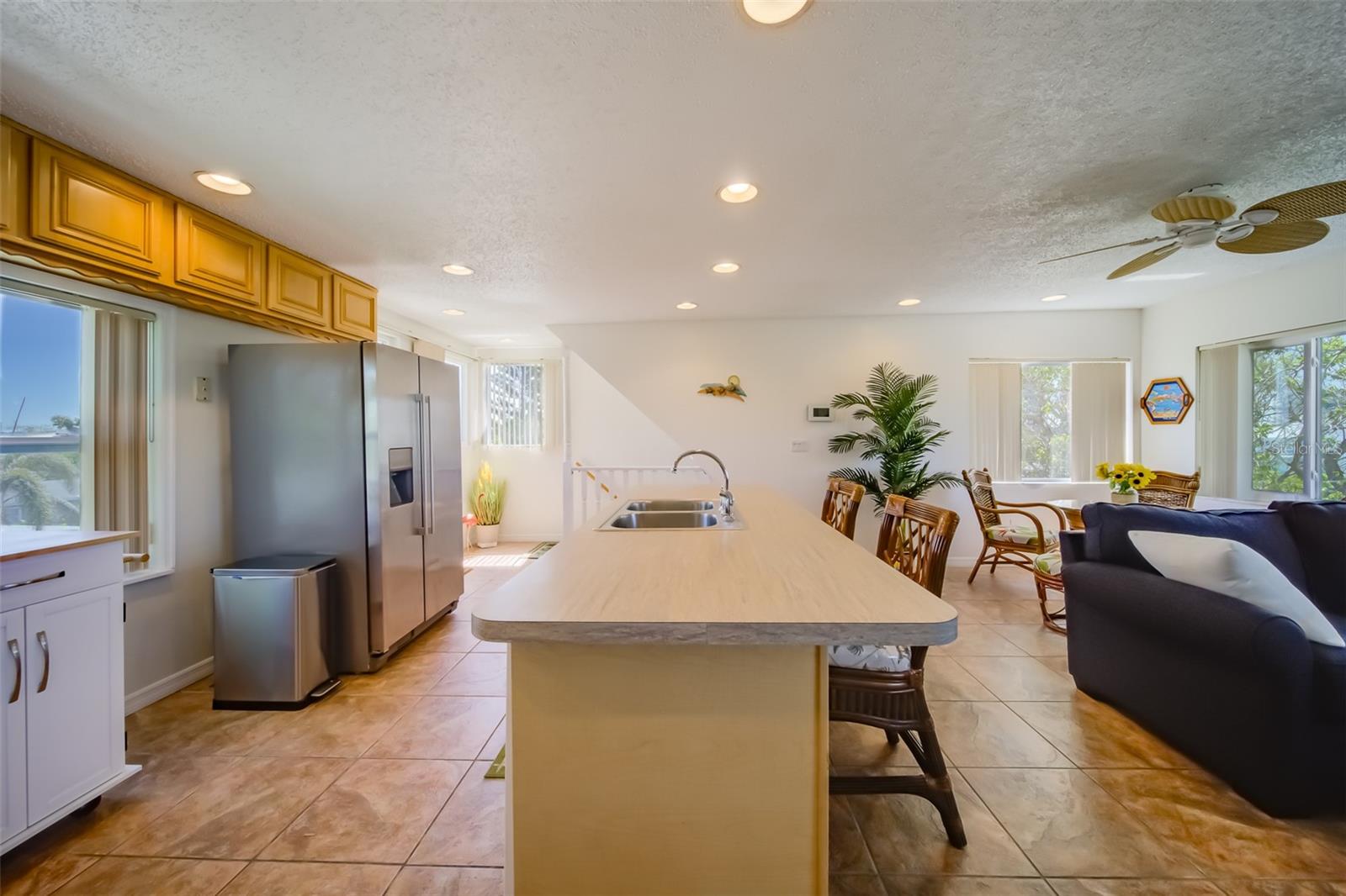 18111 1ST ST E, REDINGTON SHORES, FL — photo 9