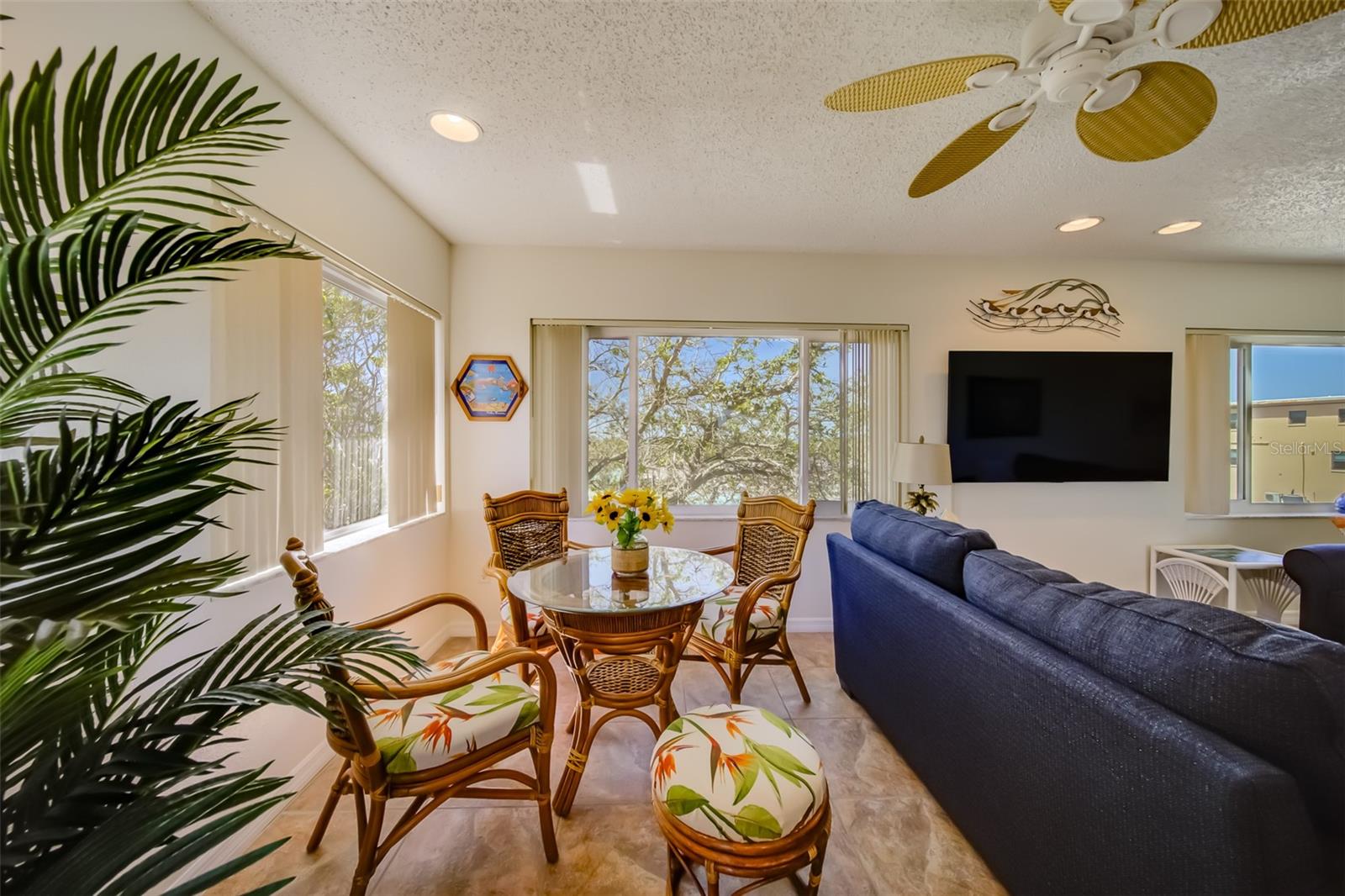 18111 1ST ST E, REDINGTON SHORES, FL — photo 14