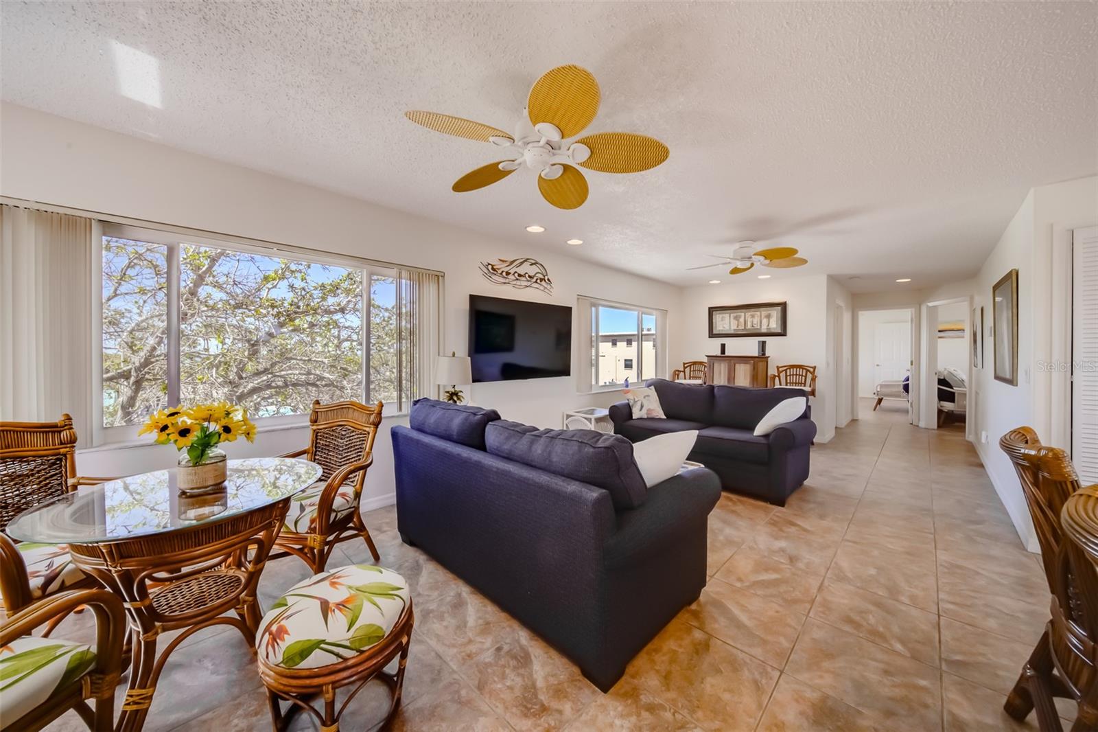 18111 1ST ST E, REDINGTON SHORES, FL — photo 16