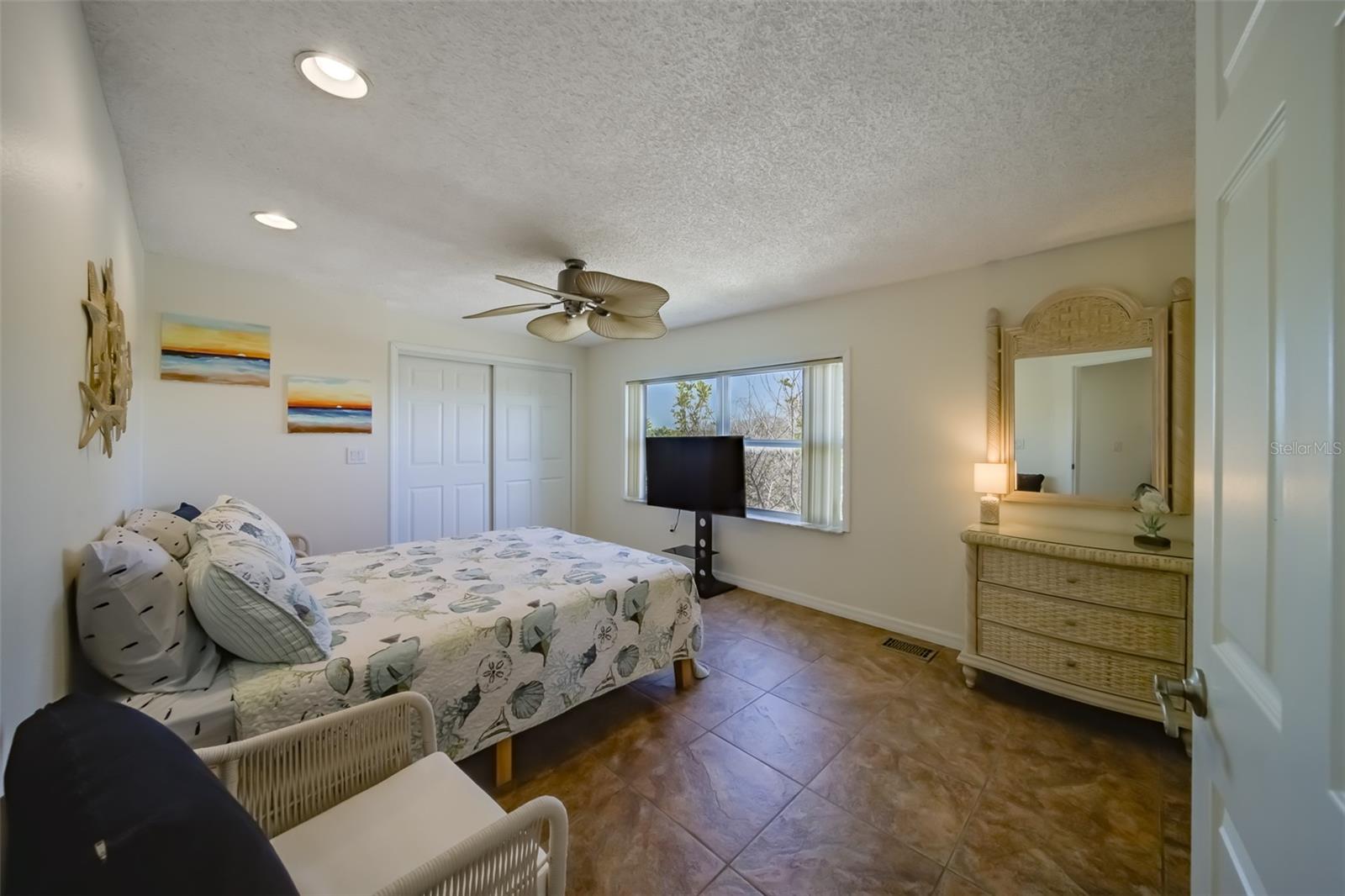 18111 1ST ST E, REDINGTON SHORES, FL — photo 19