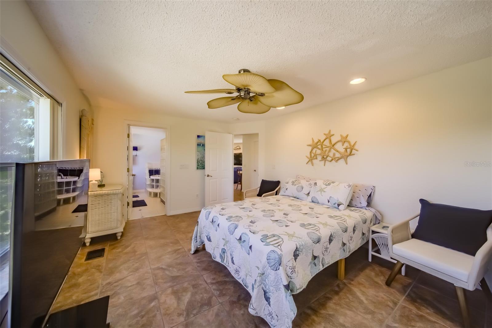 18111 1ST ST E, REDINGTON SHORES, FL — photo 21