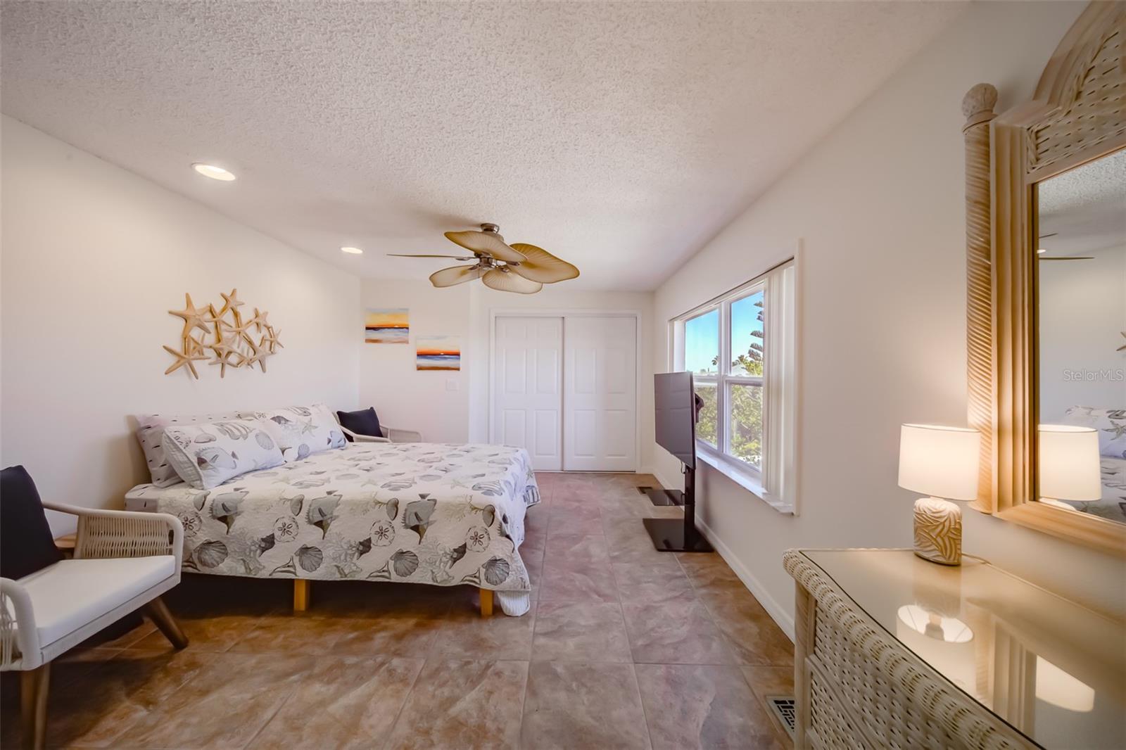 18111 1ST ST E, REDINGTON SHORES, FL — photo 22