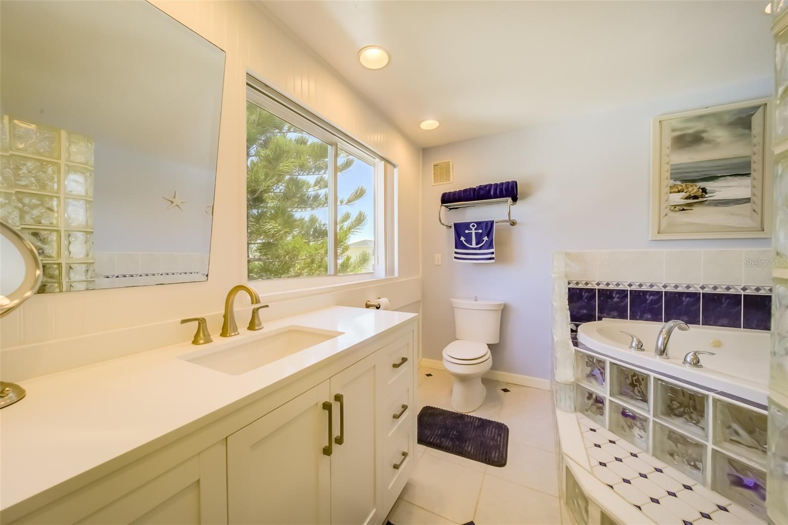 18111 1ST ST E, REDINGTON SHORES, FL — photo 25