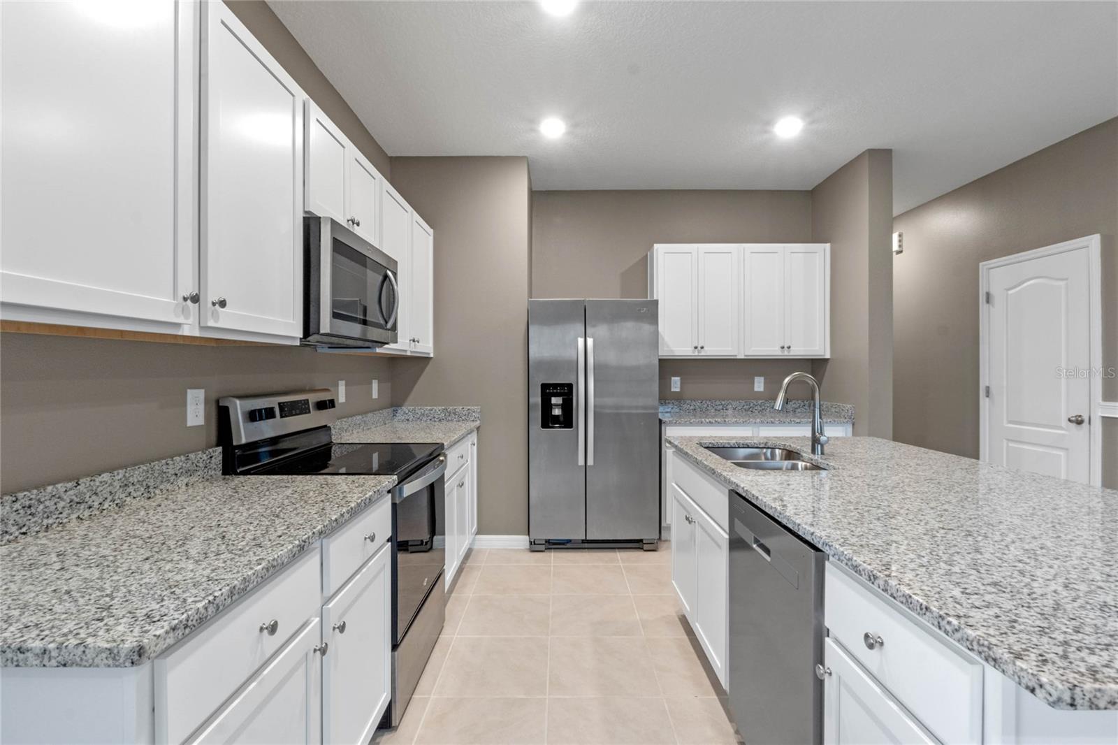 961 LIDO DR, HOWEY IN THE HILLS, FL — photo 40
