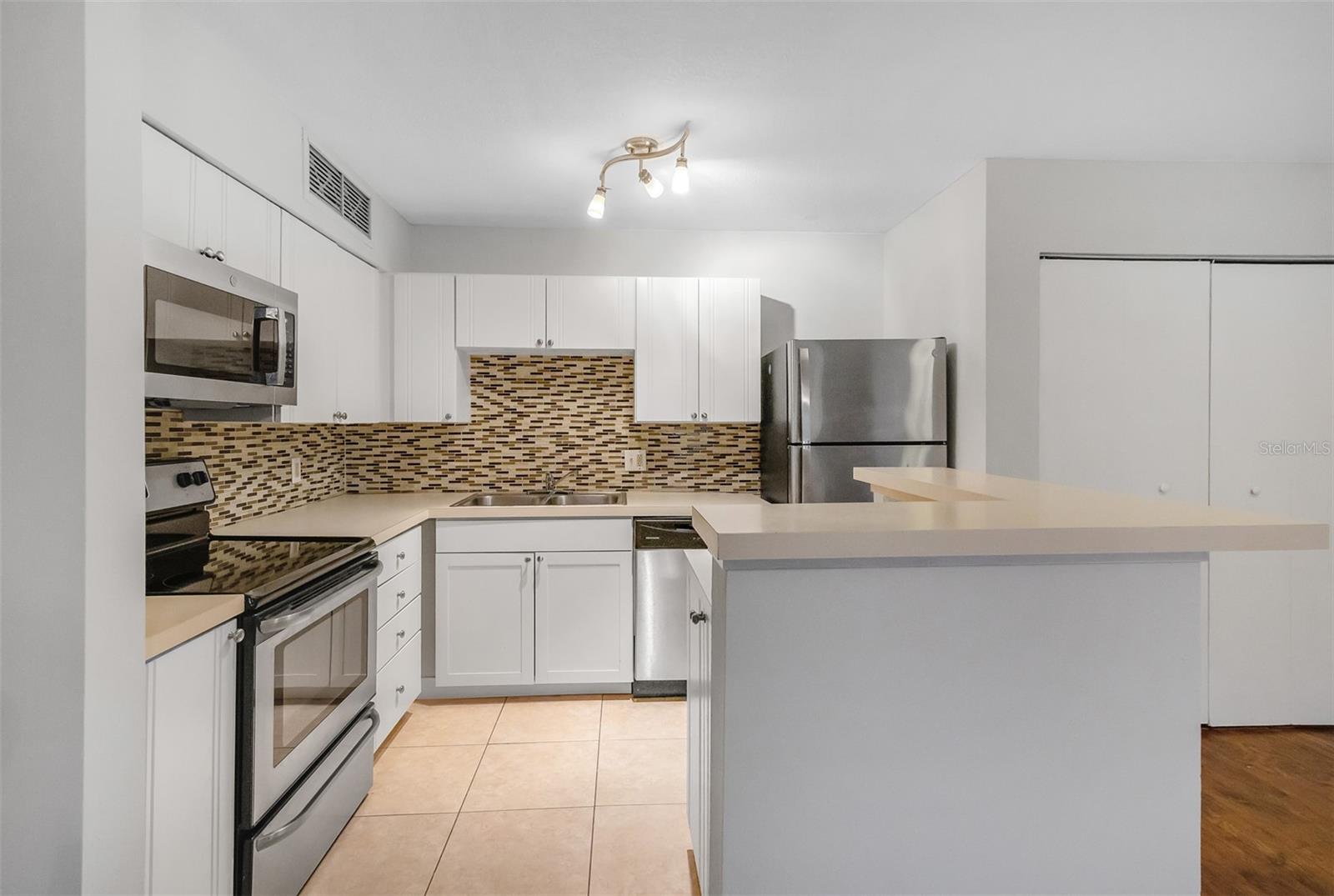 485 FORESTWAY CIR #106, ALTAMONTE SPRINGS, FL — photo 10