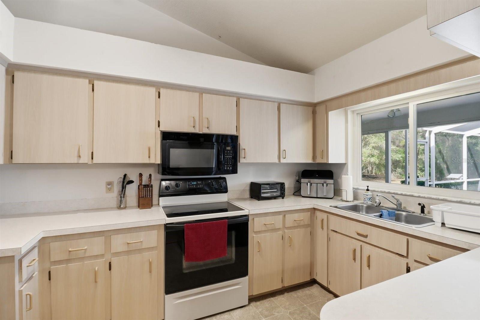1737 W OLYMPIA ST, HERNANDO, FL — photo 20