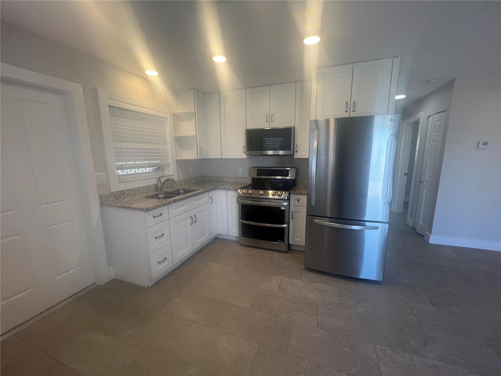 322 LASAYETTE DR NE, PORT CHARLOTTE, FL — photo 7
