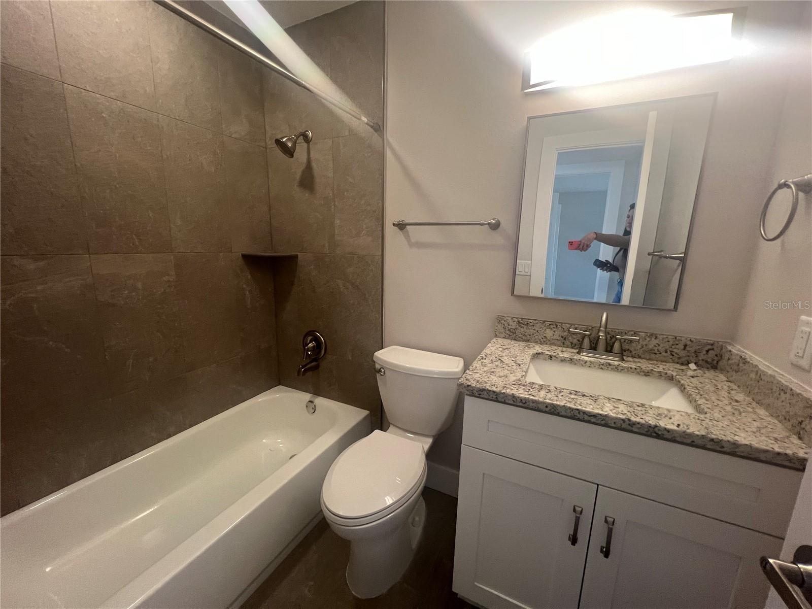 322 LASAYETTE DR NE, PORT CHARLOTTE, FL — photo 16