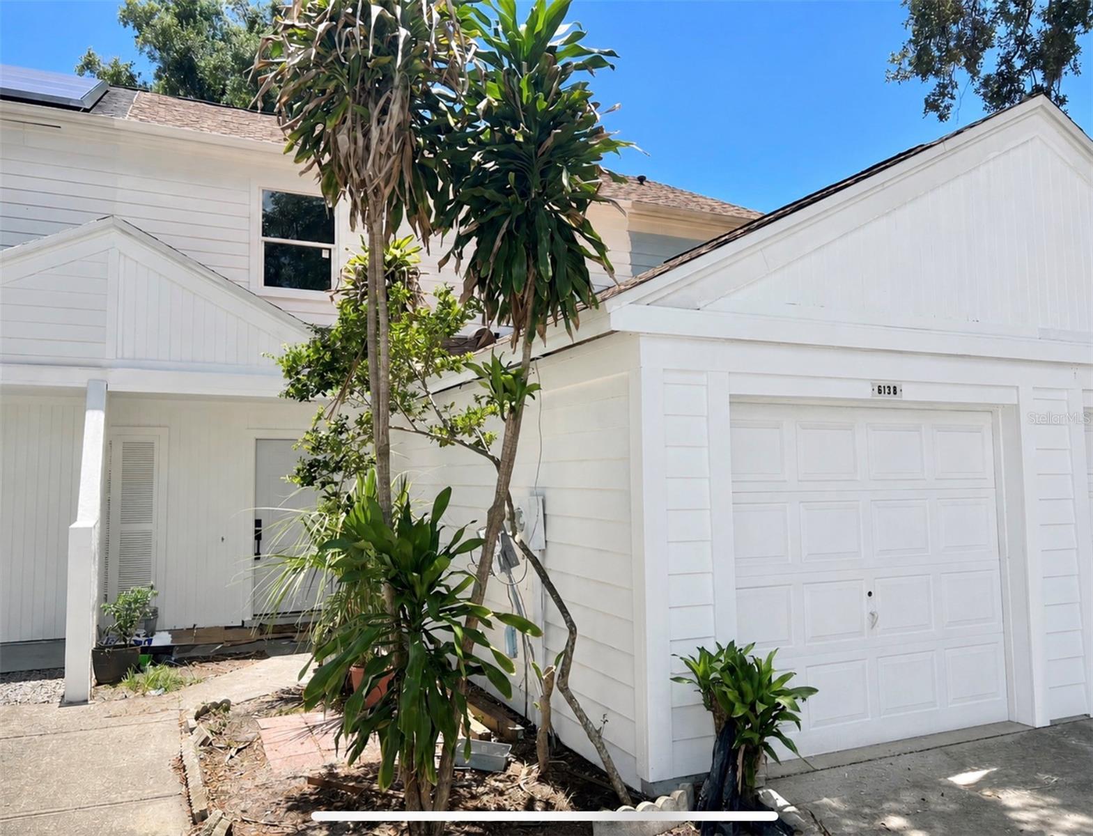 6138 OAK CLUSTER CIR, TAMPA, FL