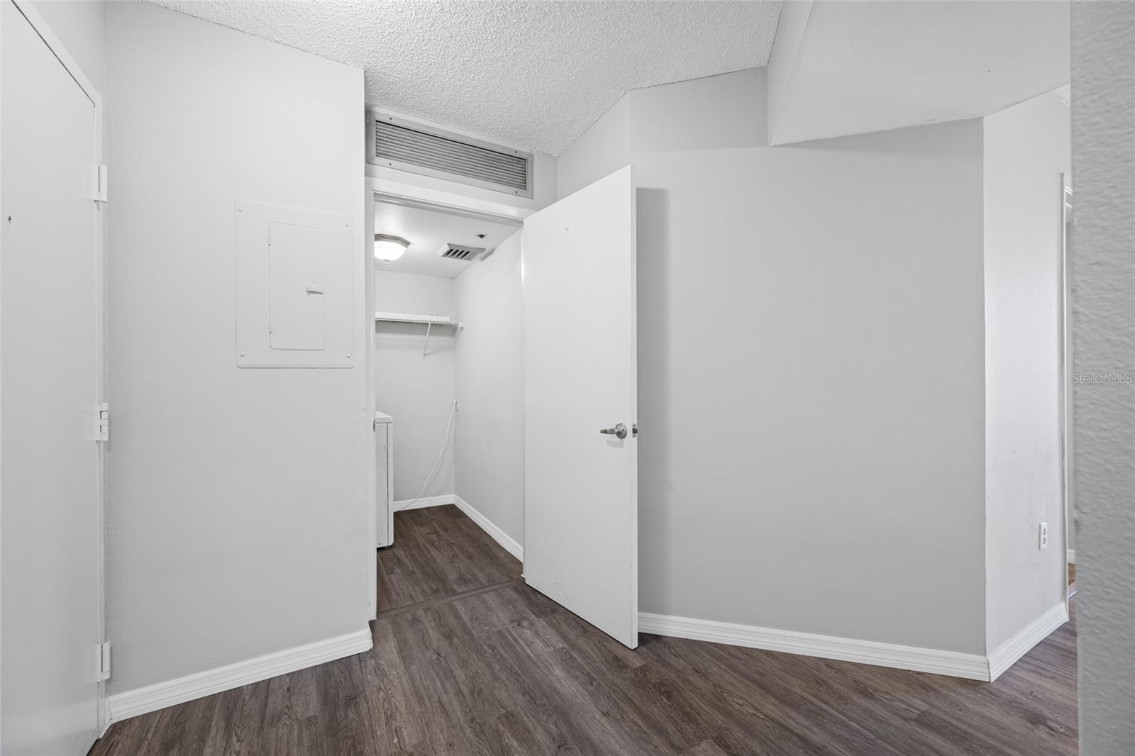 2333 FEATHER SOUND DR #A107, CLEARWATER, FL — photo 30