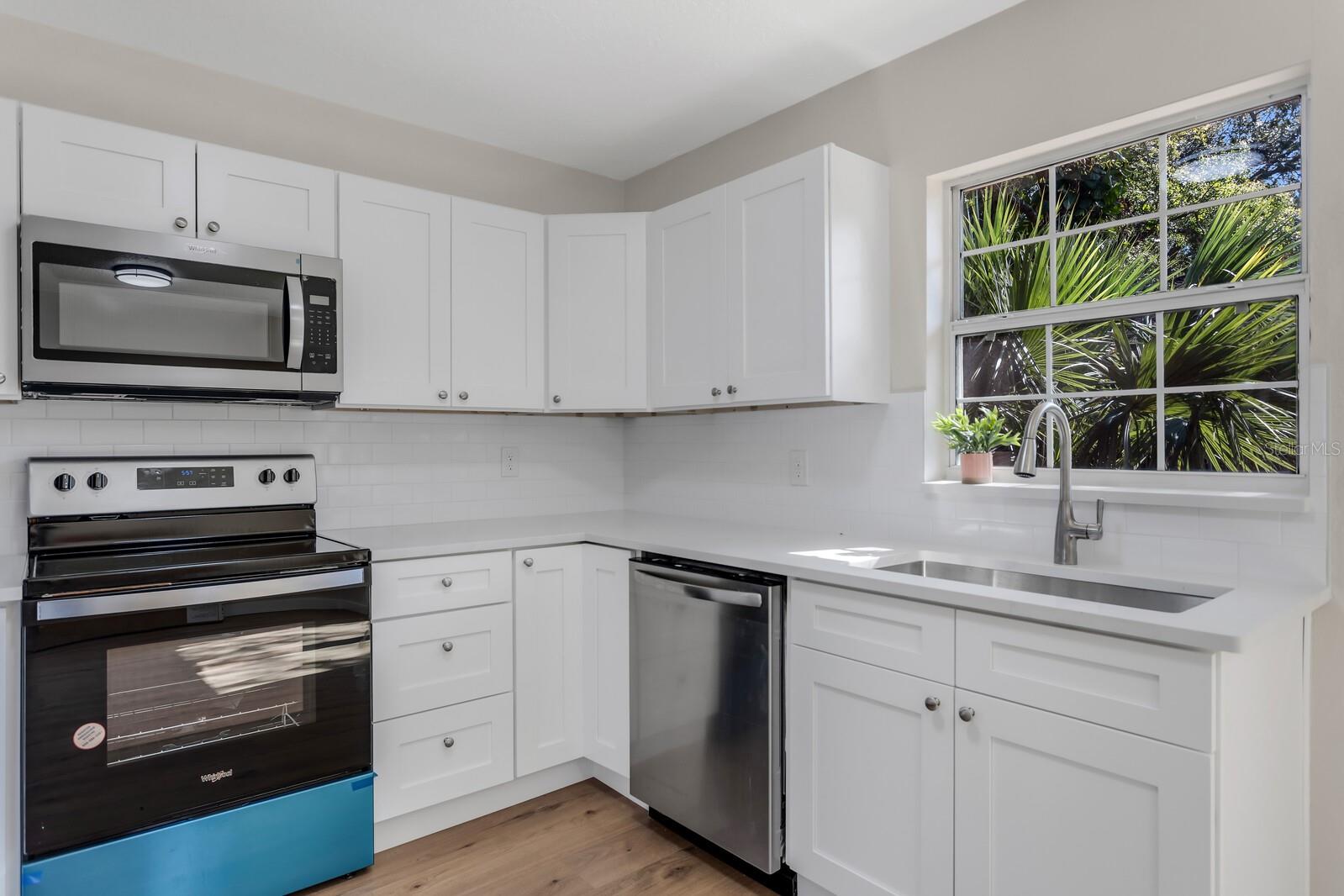 14717 SUNSET ST, CLEARWATER, FL — photo 4