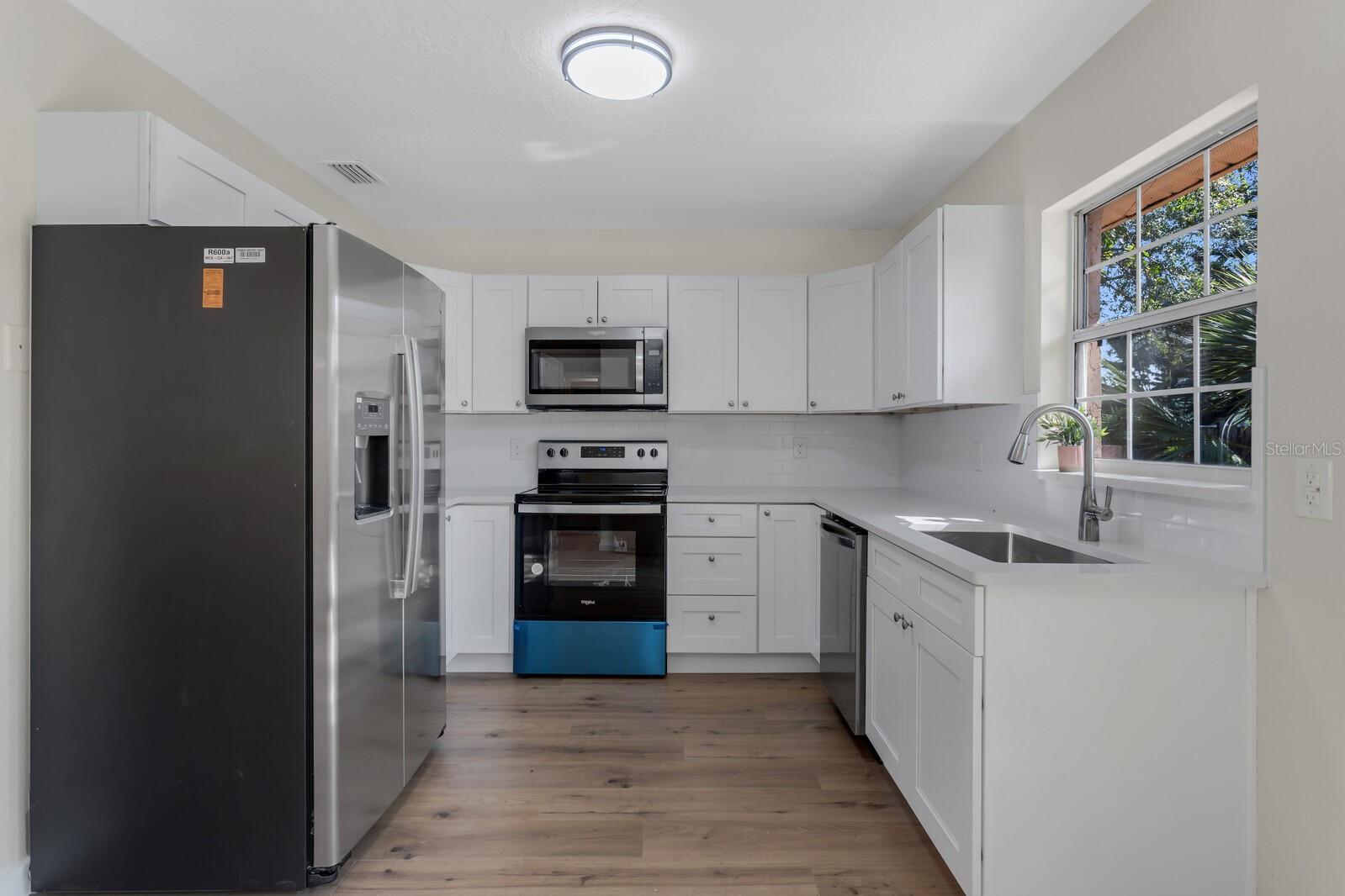 14717 SUNSET ST, CLEARWATER, FL — photo 5