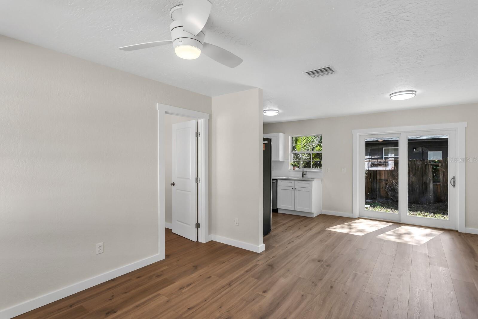 14717 SUNSET ST, CLEARWATER, FL — photo 7