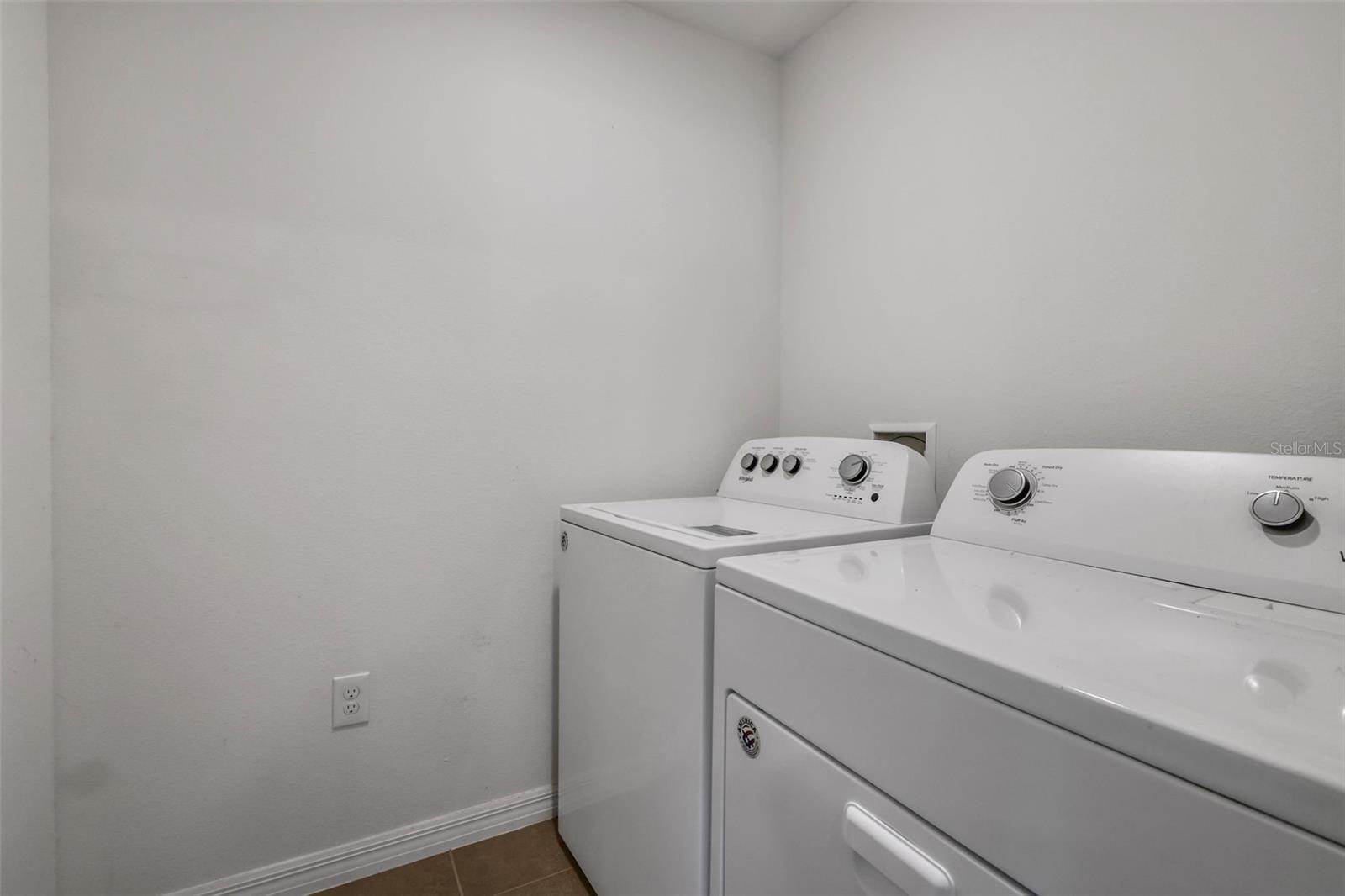 8640 SW 49TH CIR, OCALA, FL — photo 40