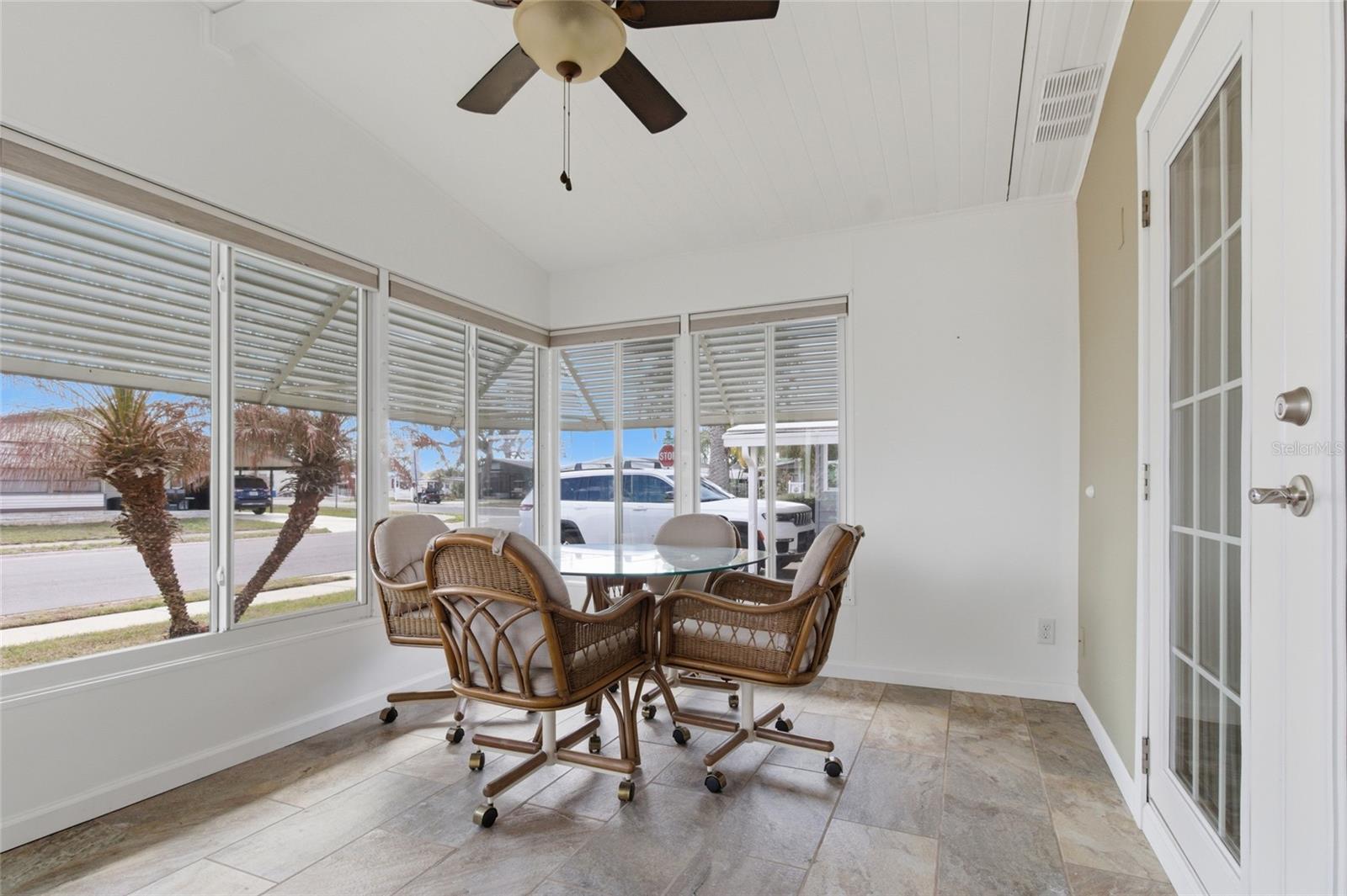 5533 REGAL WAY, ZEPHYRHILLS, FL — photo 17