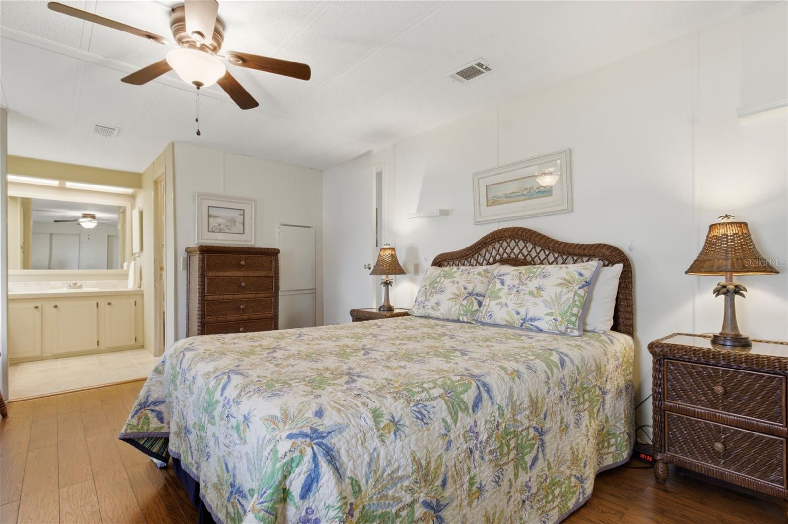 5533 REGAL WAY, ZEPHYRHILLS, FL — photo 20