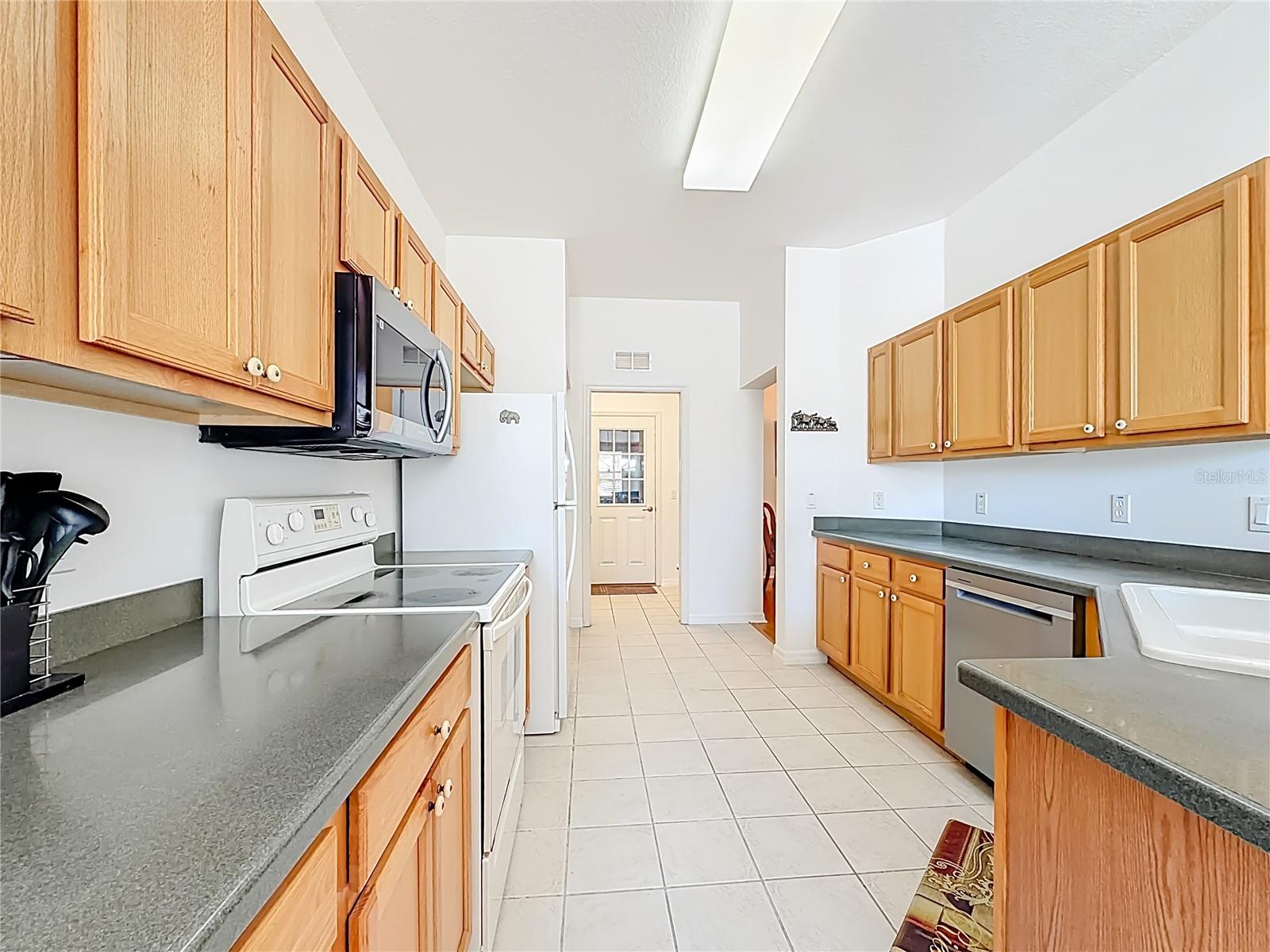 9746 SW 89TH LOOP, OCALA, FL — photo 12