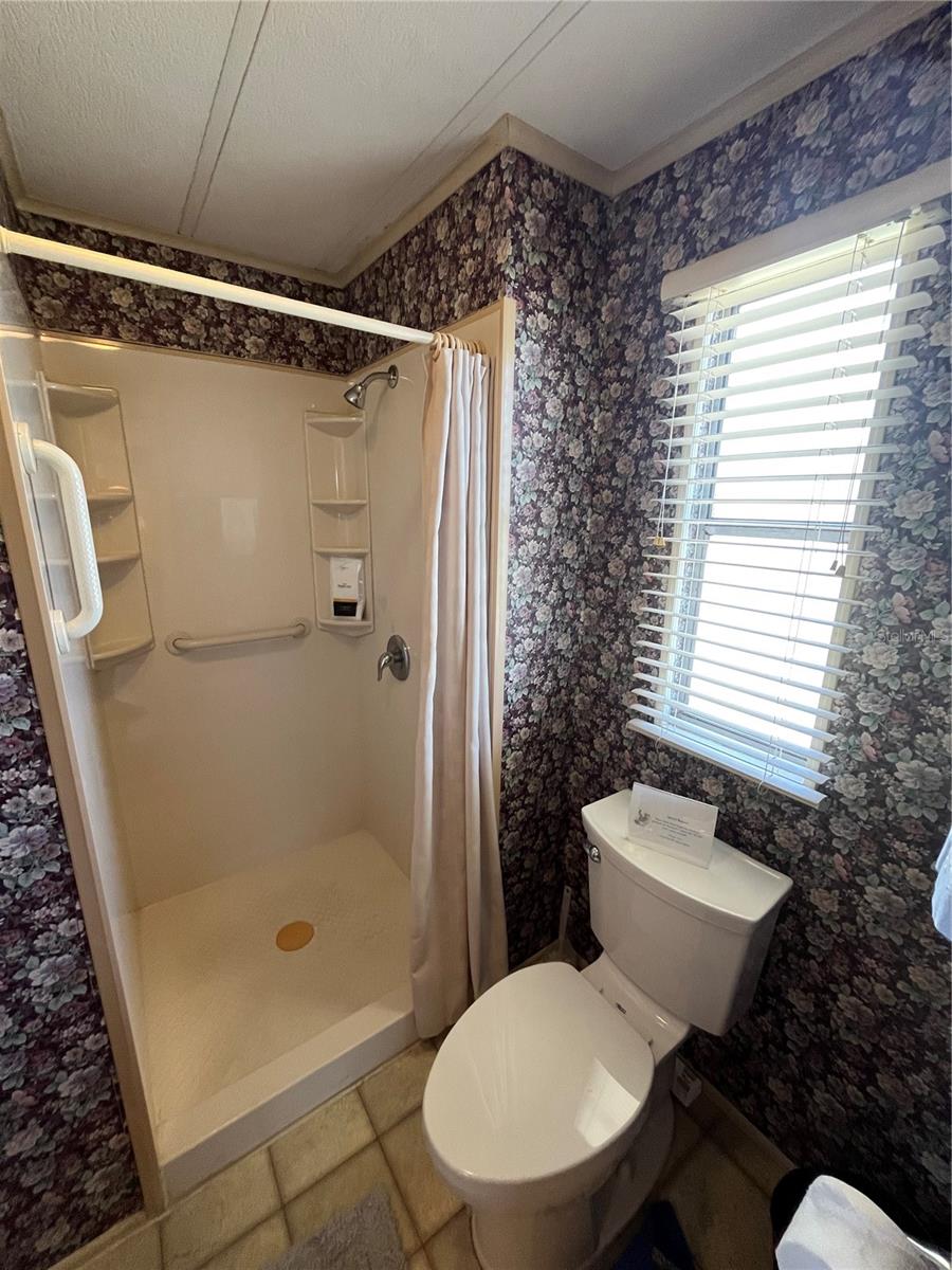 958 CORTINA BLVD, VENICE, FL — photo 32
