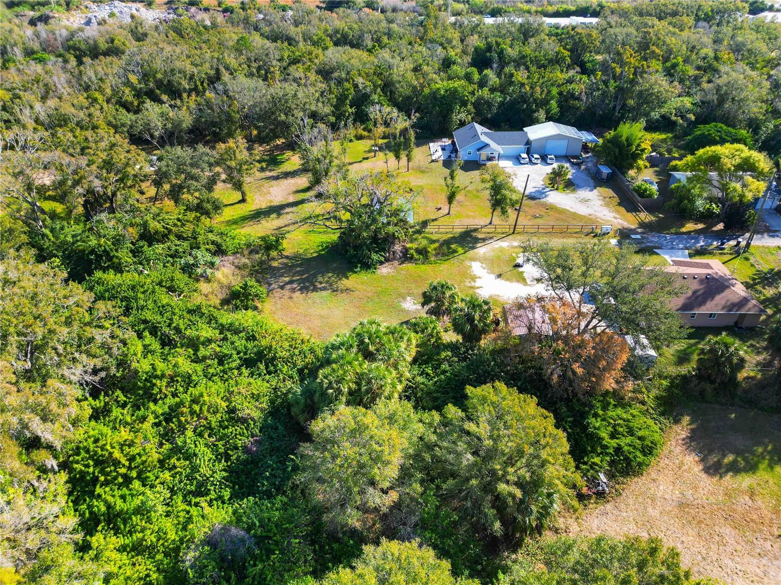 7560 19TH ST E, SARASOTA, FL — photo 2