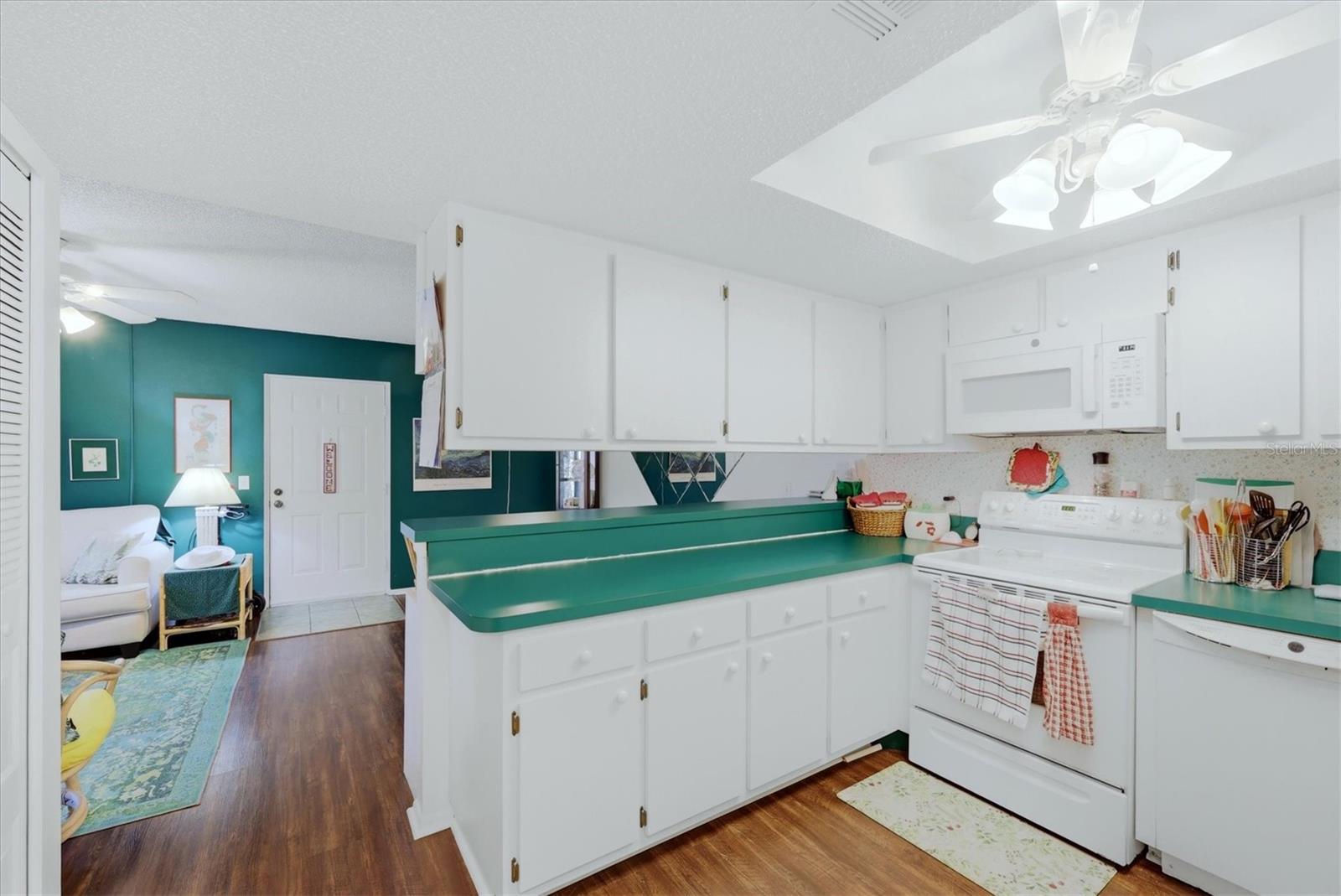 1515 FORREST NELSON BLVD #P105, PORT CHARLOTTE, FL — photo 14