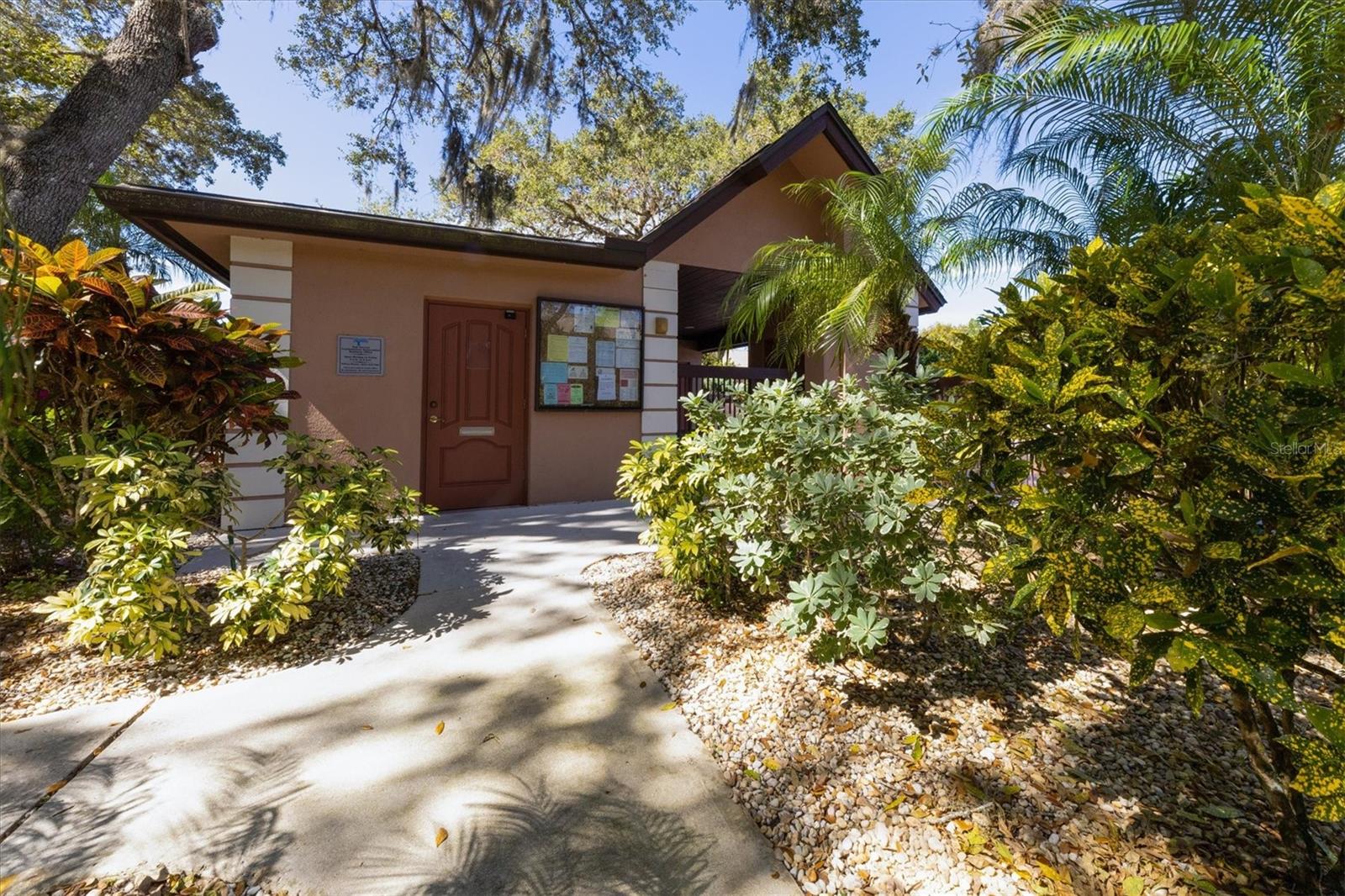 1515 FORREST NELSON BLVD #P105, PORT CHARLOTTE, FL — photo 32
