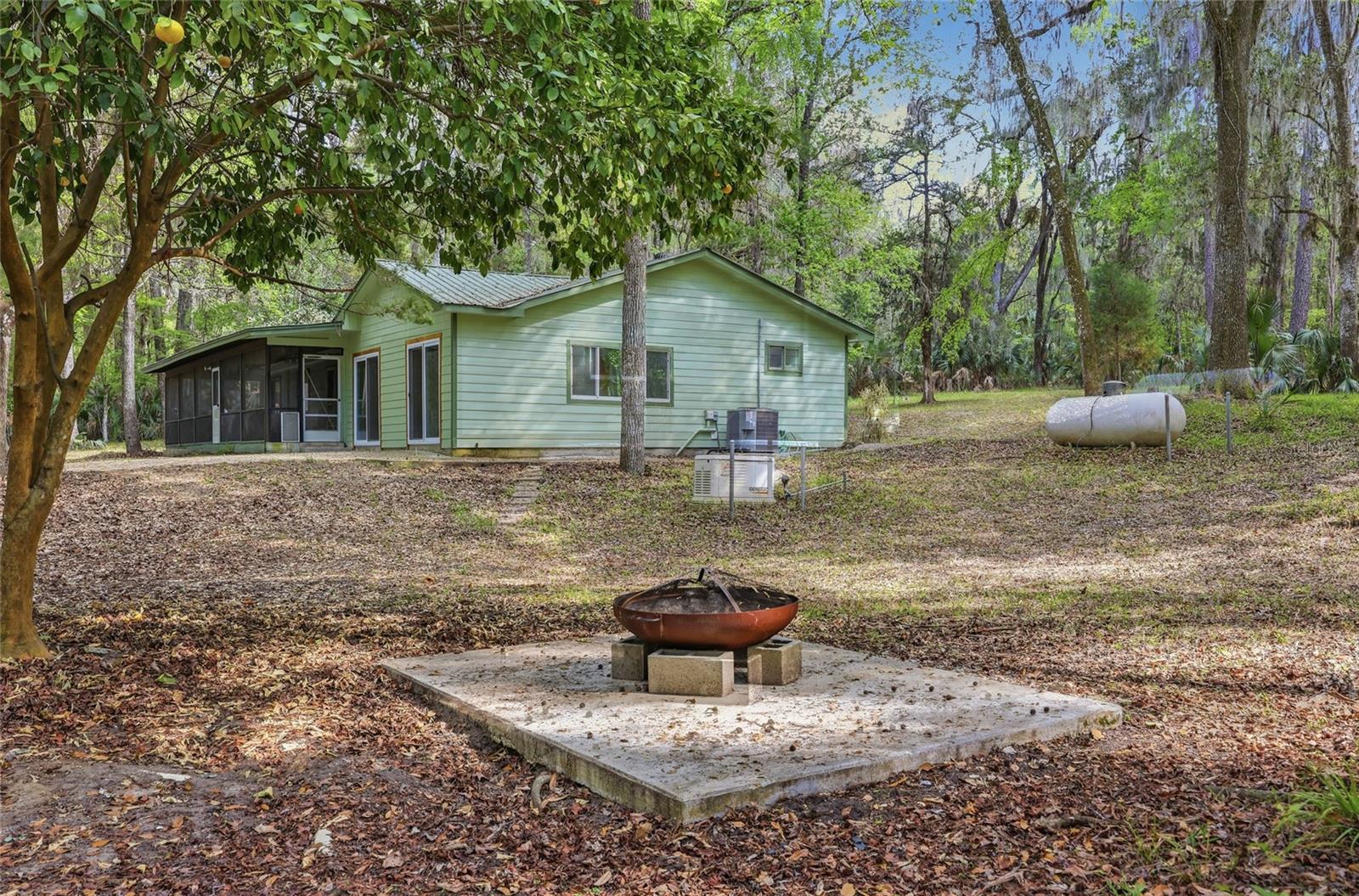 8856 NW 230TH ST, MICANOPY, FL — photo 24