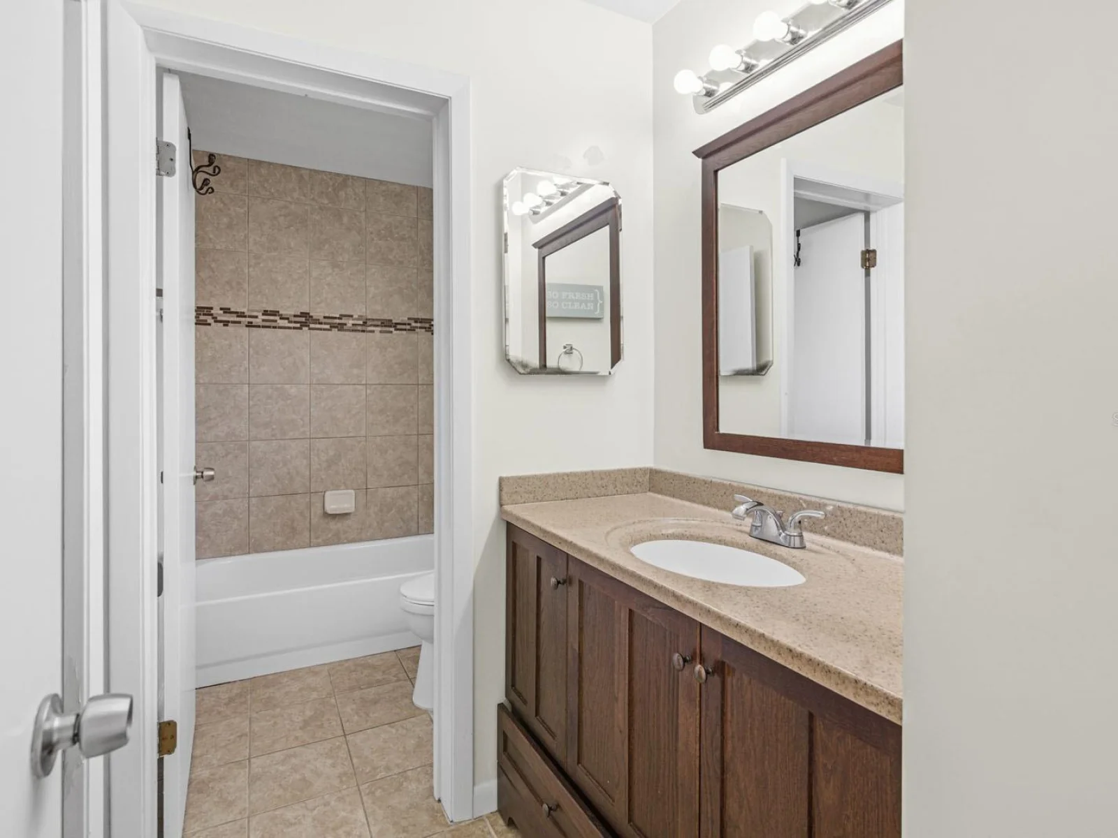 5528 SW 4TH PL #5528, GAINESVILLE, FL — photo 16
