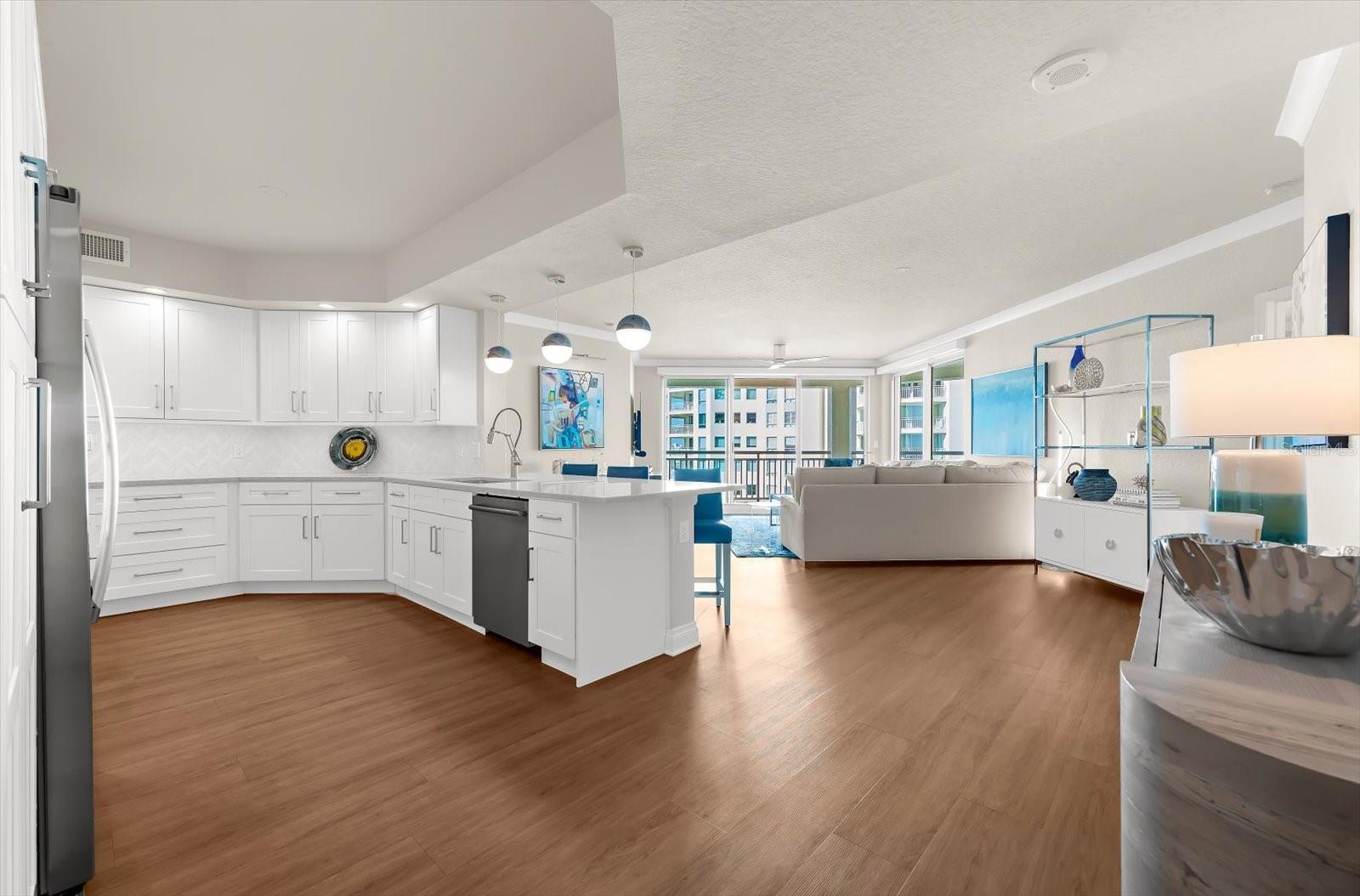 1180 GULF BLVD #1504, CLEARWATER, FL — photo 3