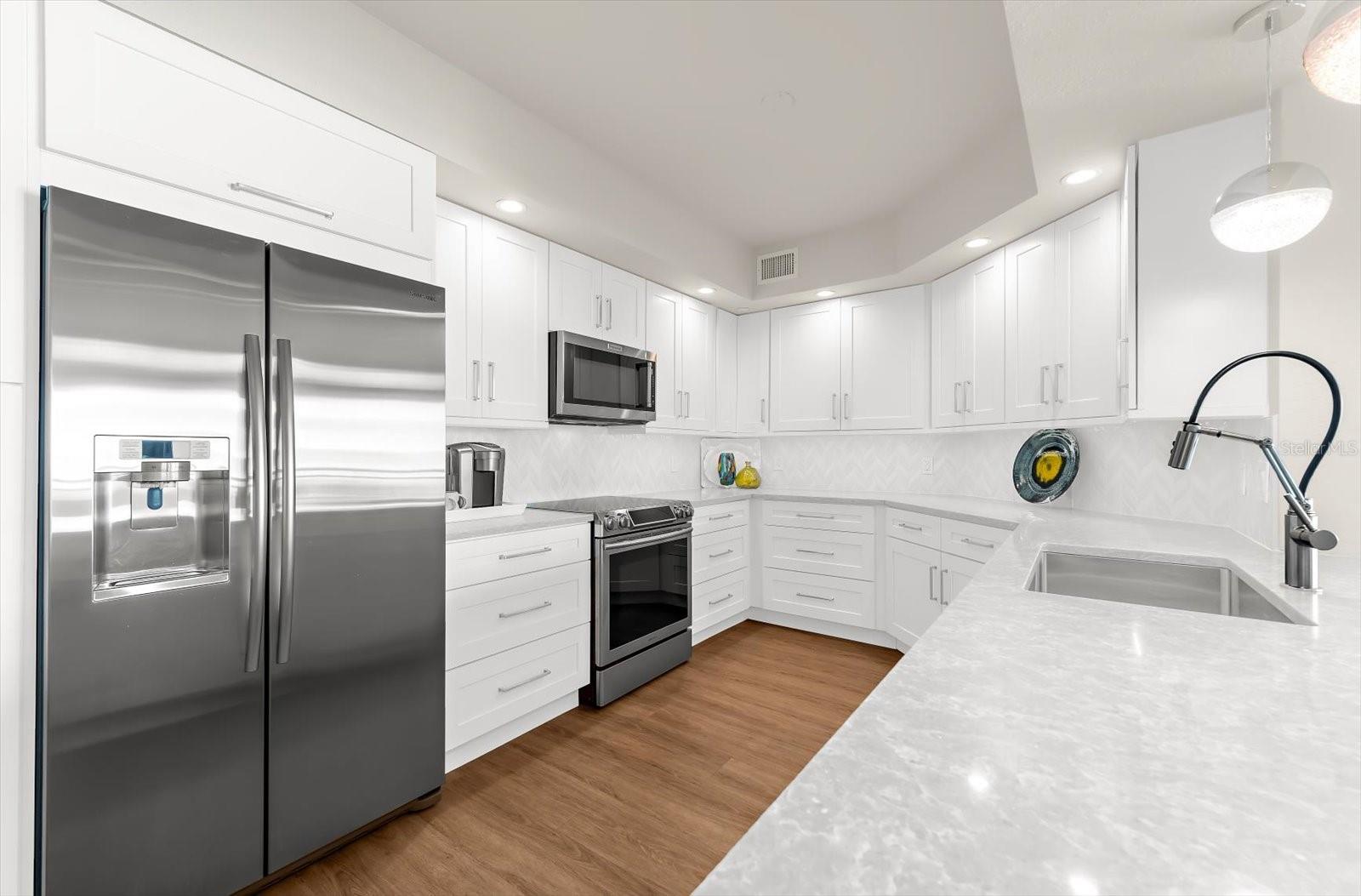 1180 GULF BLVD #1504, CLEARWATER, FL — photo 14