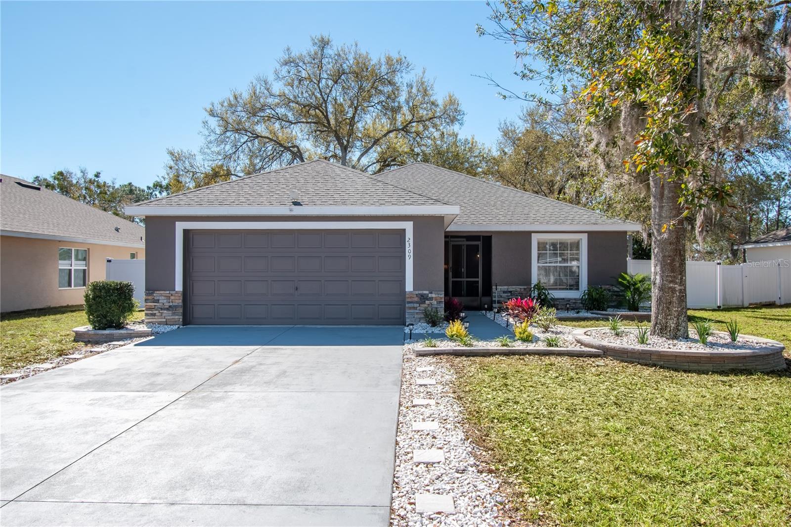 2309 ANGEL FISH LOOP, LEESBURG, FL