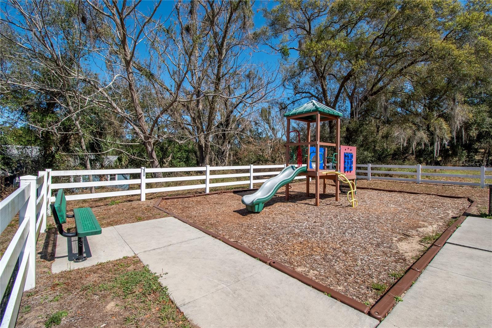 2309 ANGEL FISH LOOP, LEESBURG, FL — photo 40