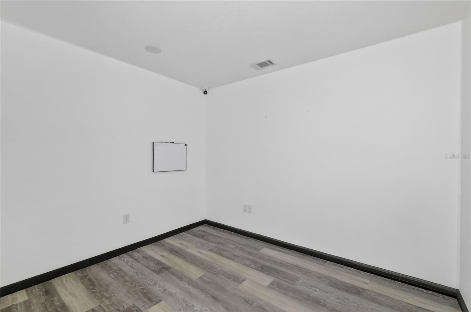 1130 E NORTH BLVD, LEESBURG, FL — photo 30