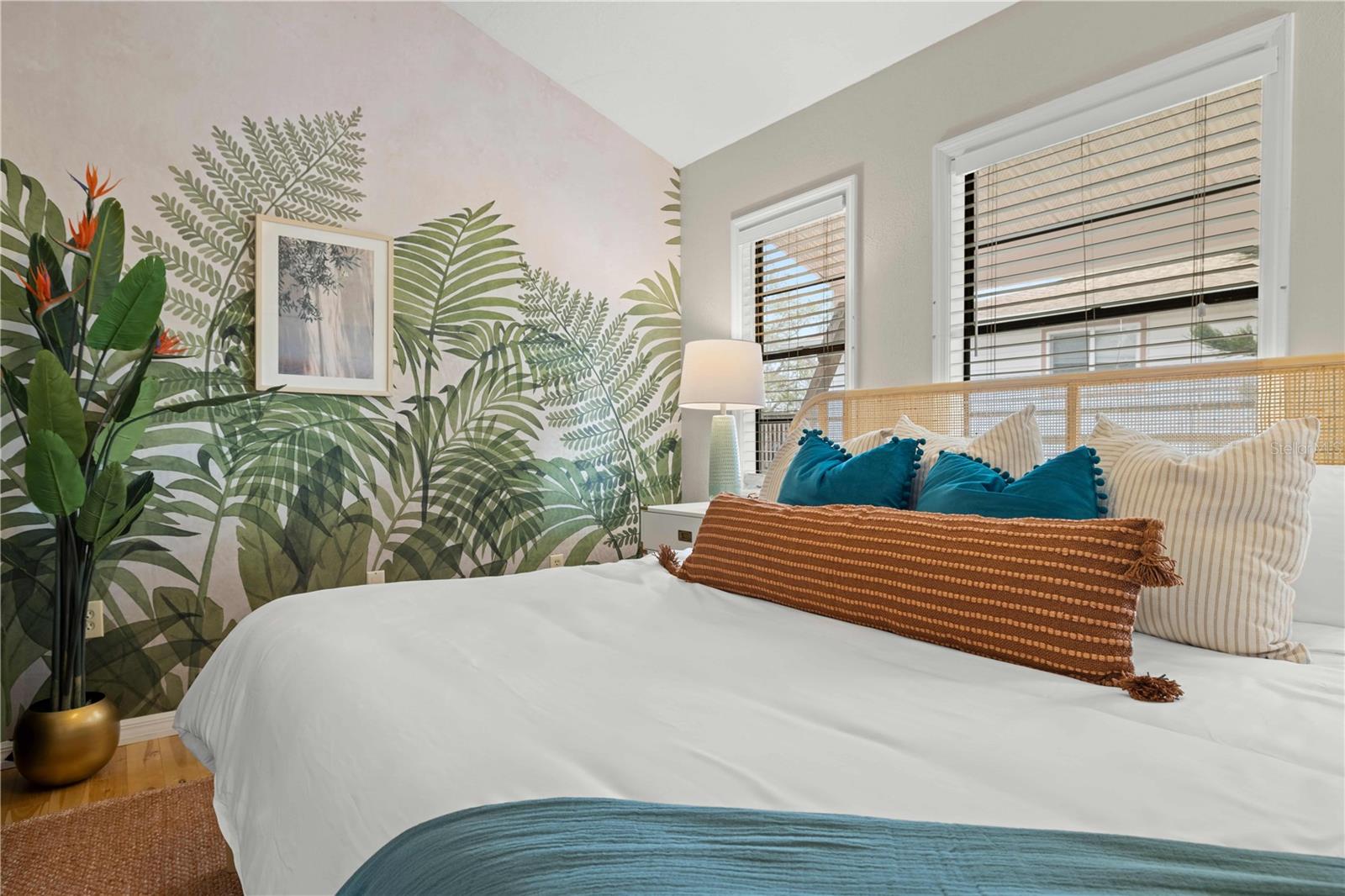 2302 BAY BLVD, INDIAN ROCKS BEACH, FL — photo 14