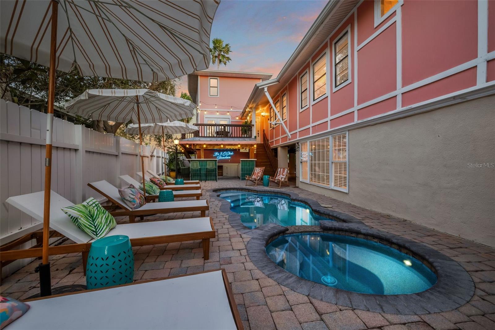 2302 BAY BLVD, INDIAN ROCKS BEACH, FL — photo 51
