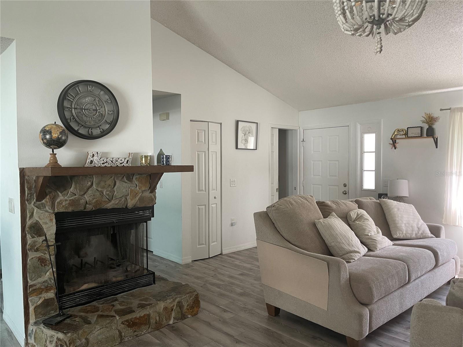 15499 ARVIN DR, BROOKSVILLE, FL — photo 2