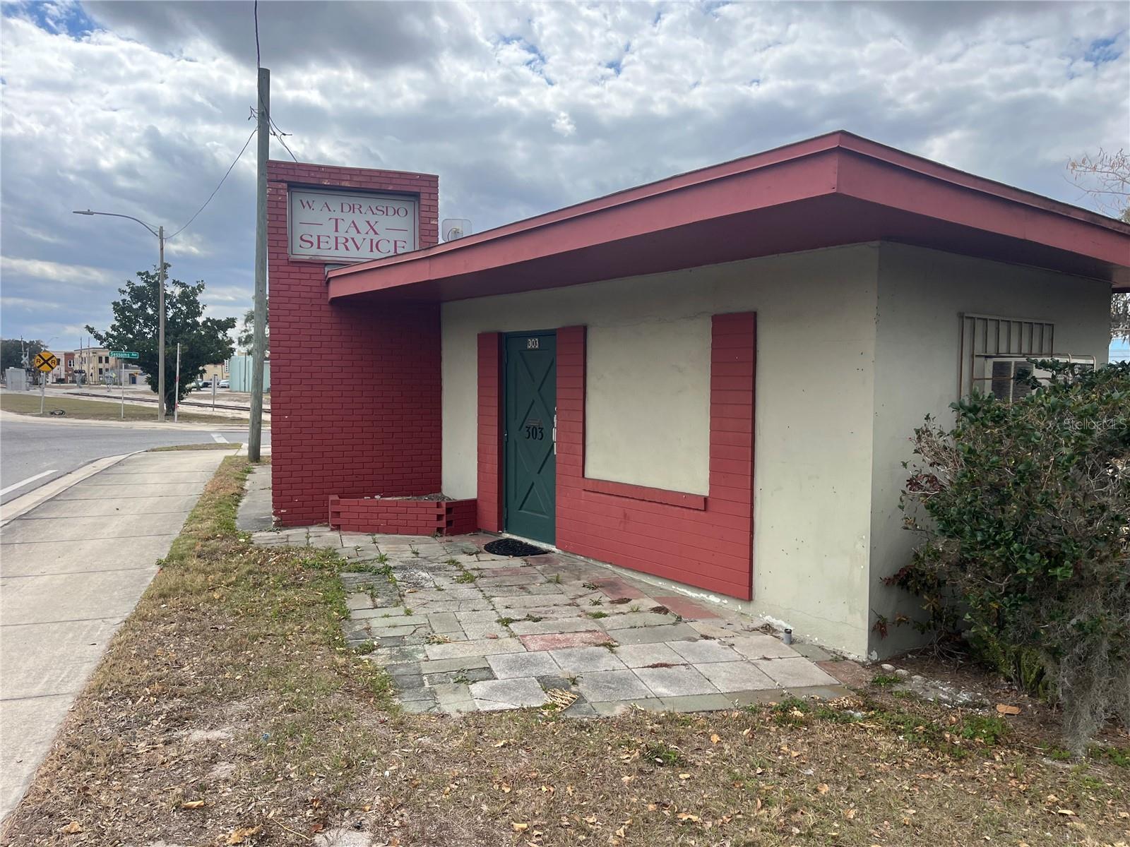 303 SCENIC HWY N, LAKE WALES, FL