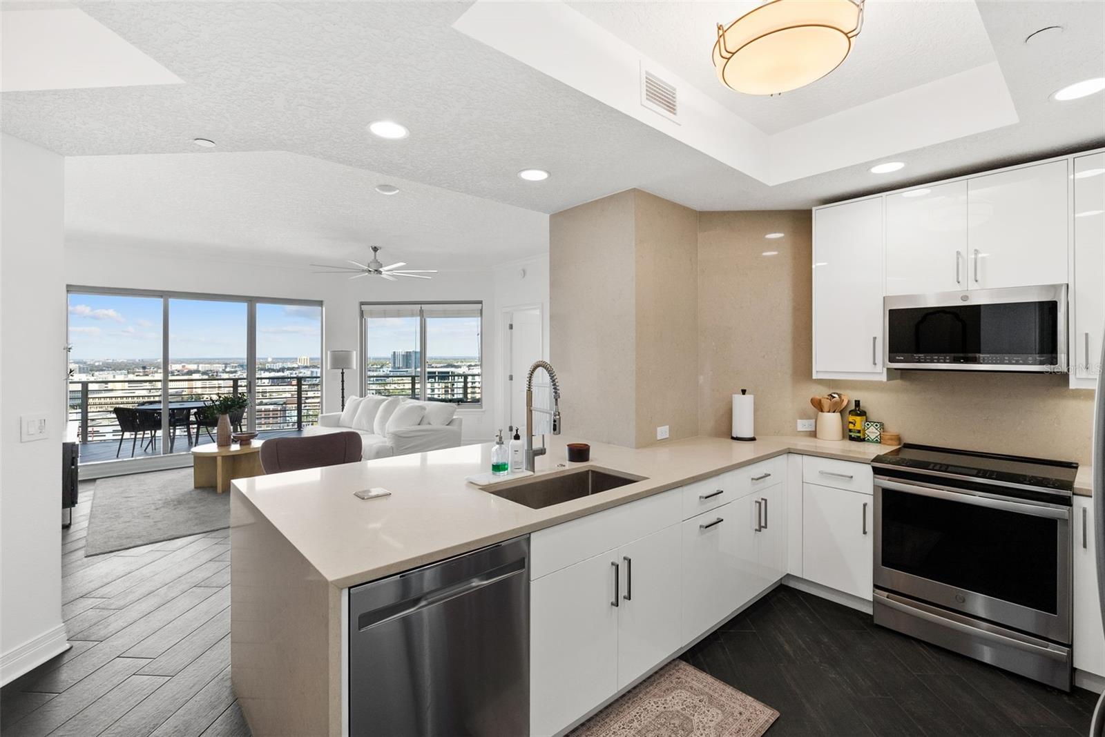 1209 E CUMBERLAND AVE #2103, TAMPA, FL — photo 14