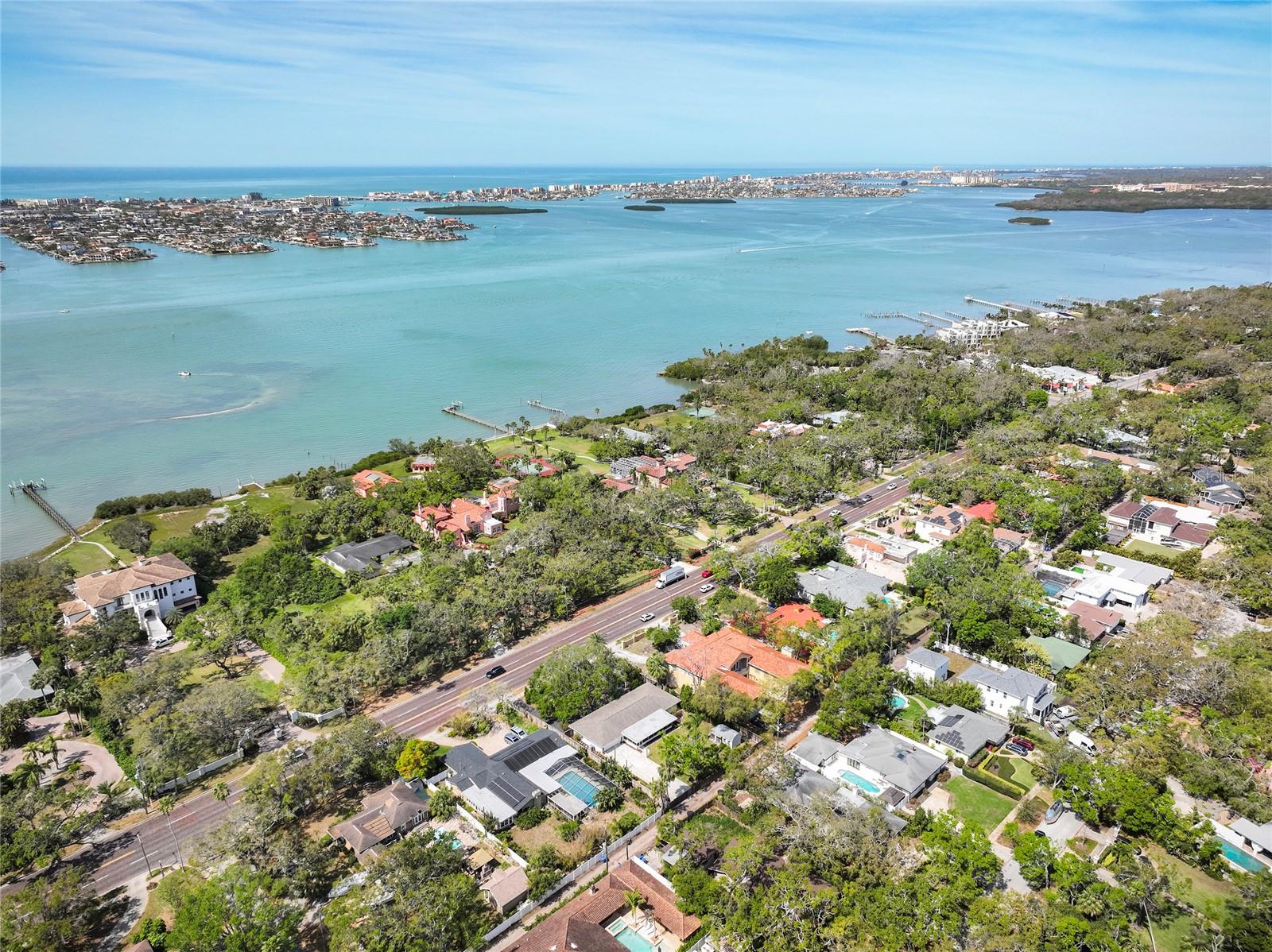1433 PARK ST N, ST PETERSBURG, FL — photo 2