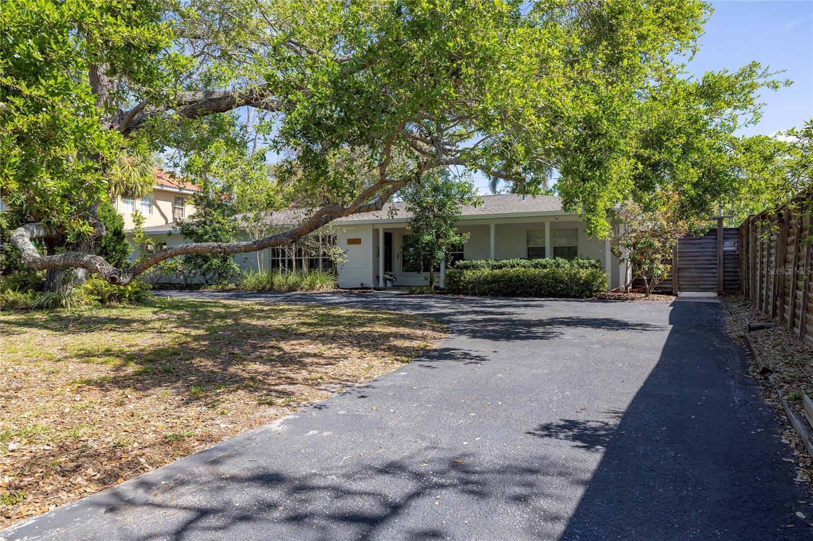 1433 PARK ST N, ST PETERSBURG, FL — photo 48
